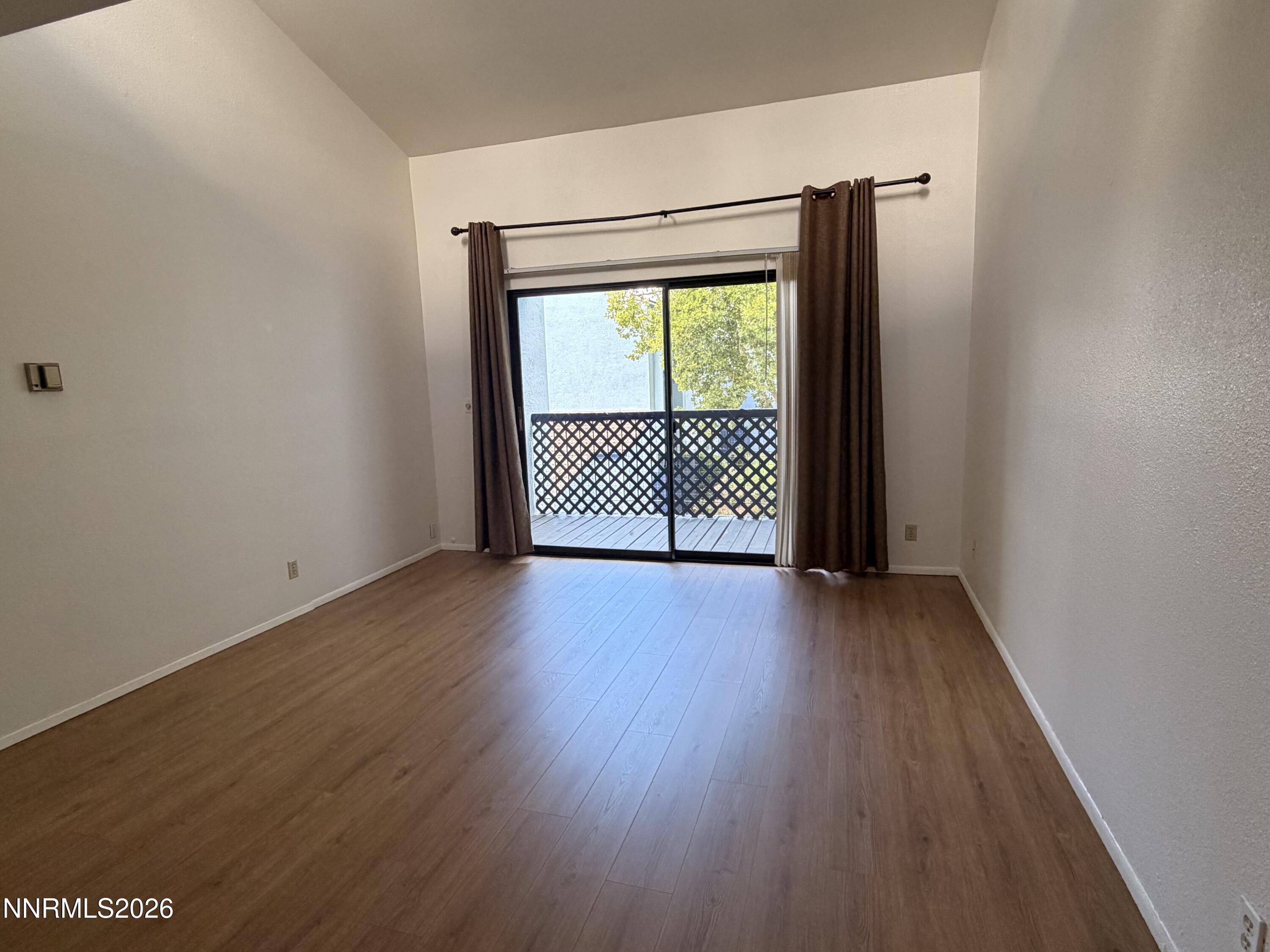 2750 Plumas Street Apt 320 Property Photo 7
