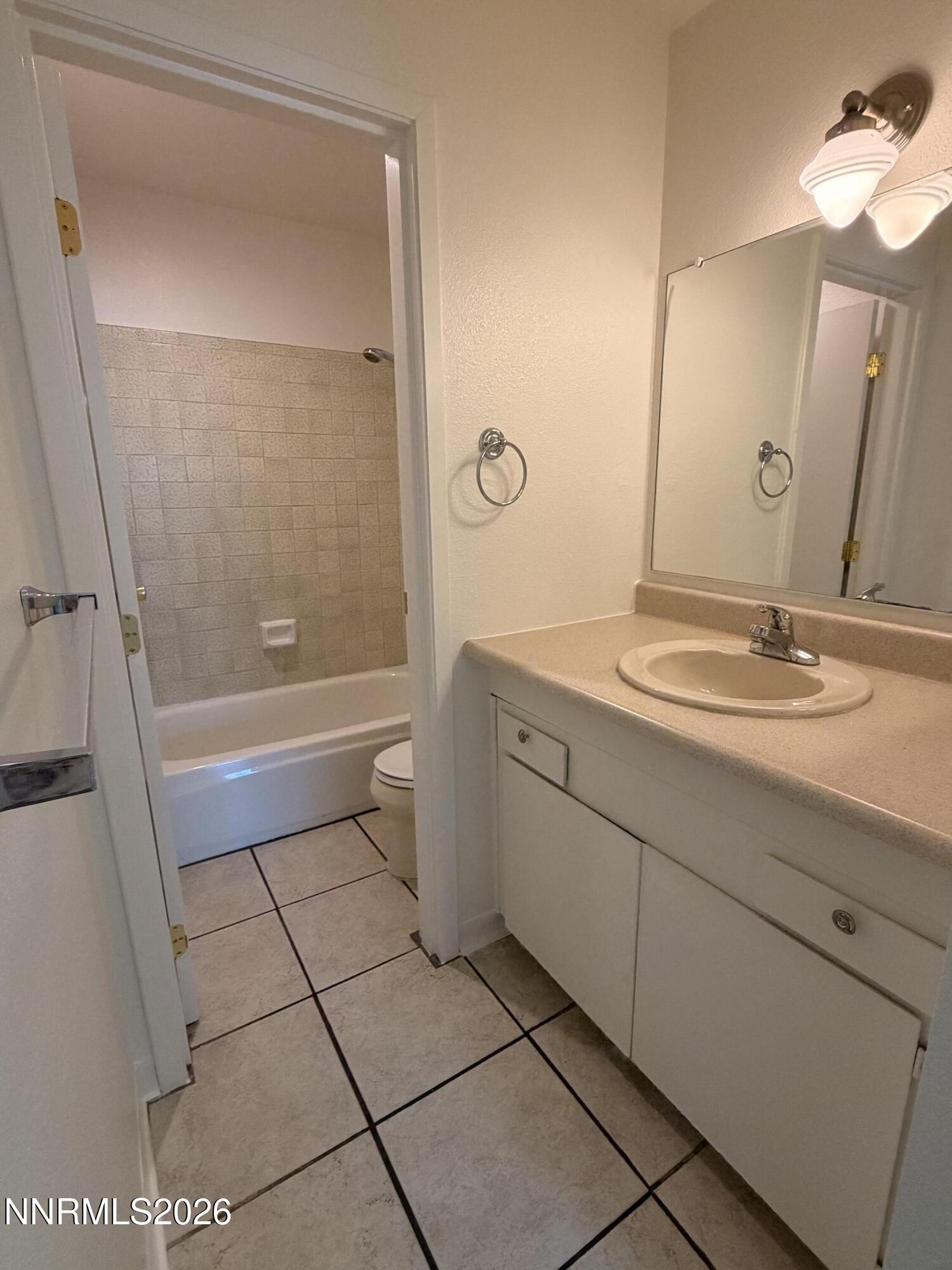 2750 Plumas Street Apt 320 Property Photo 18