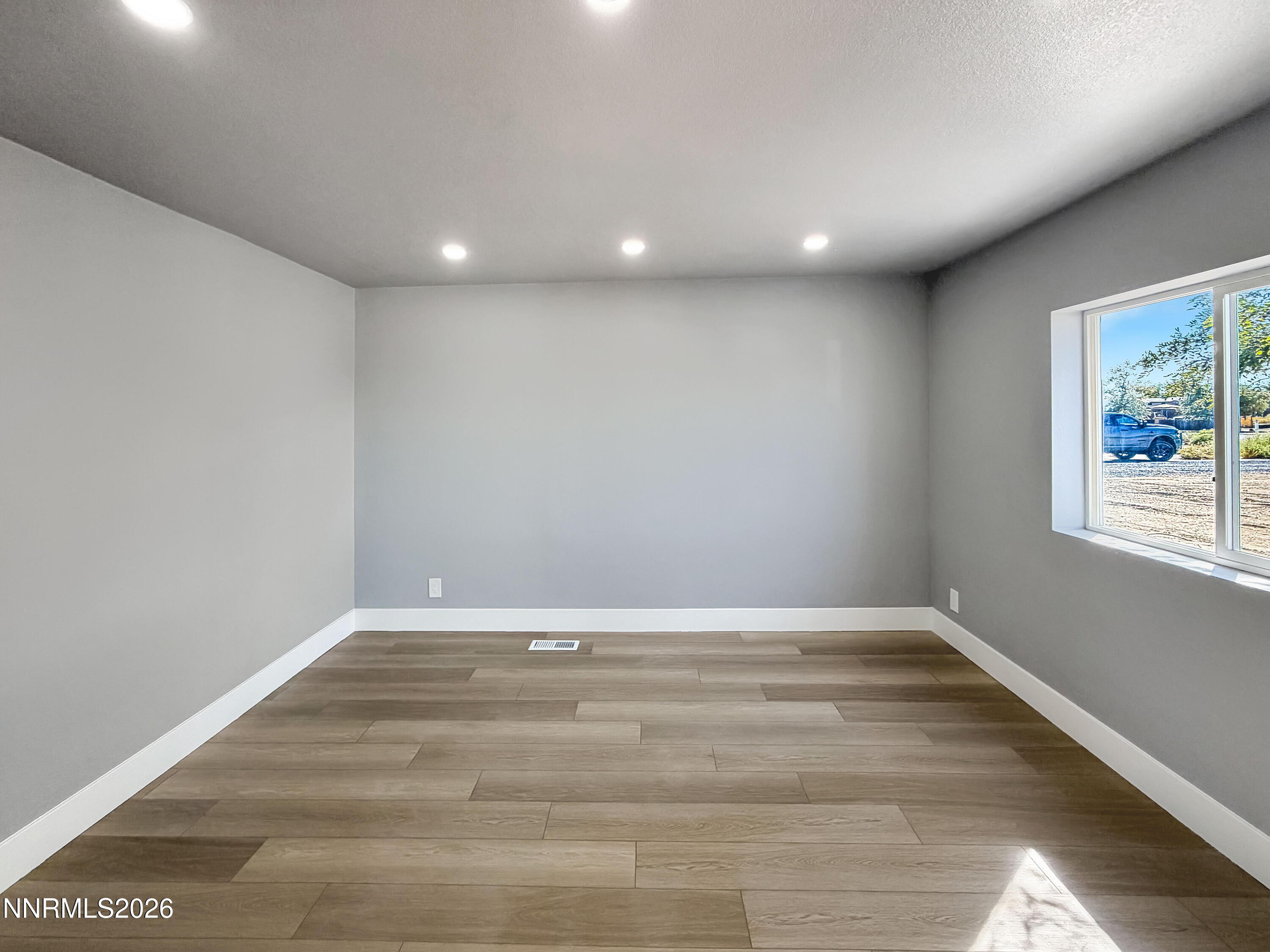 5510 Vanessa Drive Property Photo 16