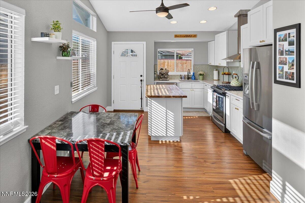7559 Water View Way Property Photo 10
