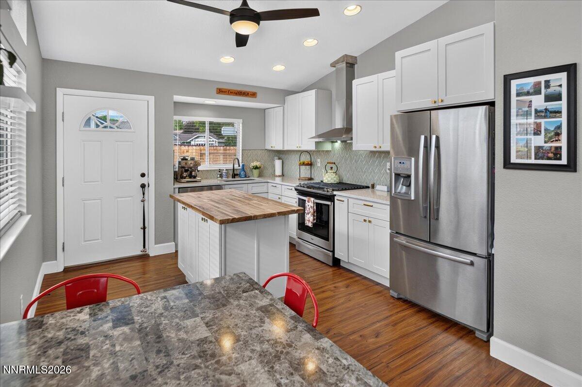 7559 Water View Way Property Photo 11