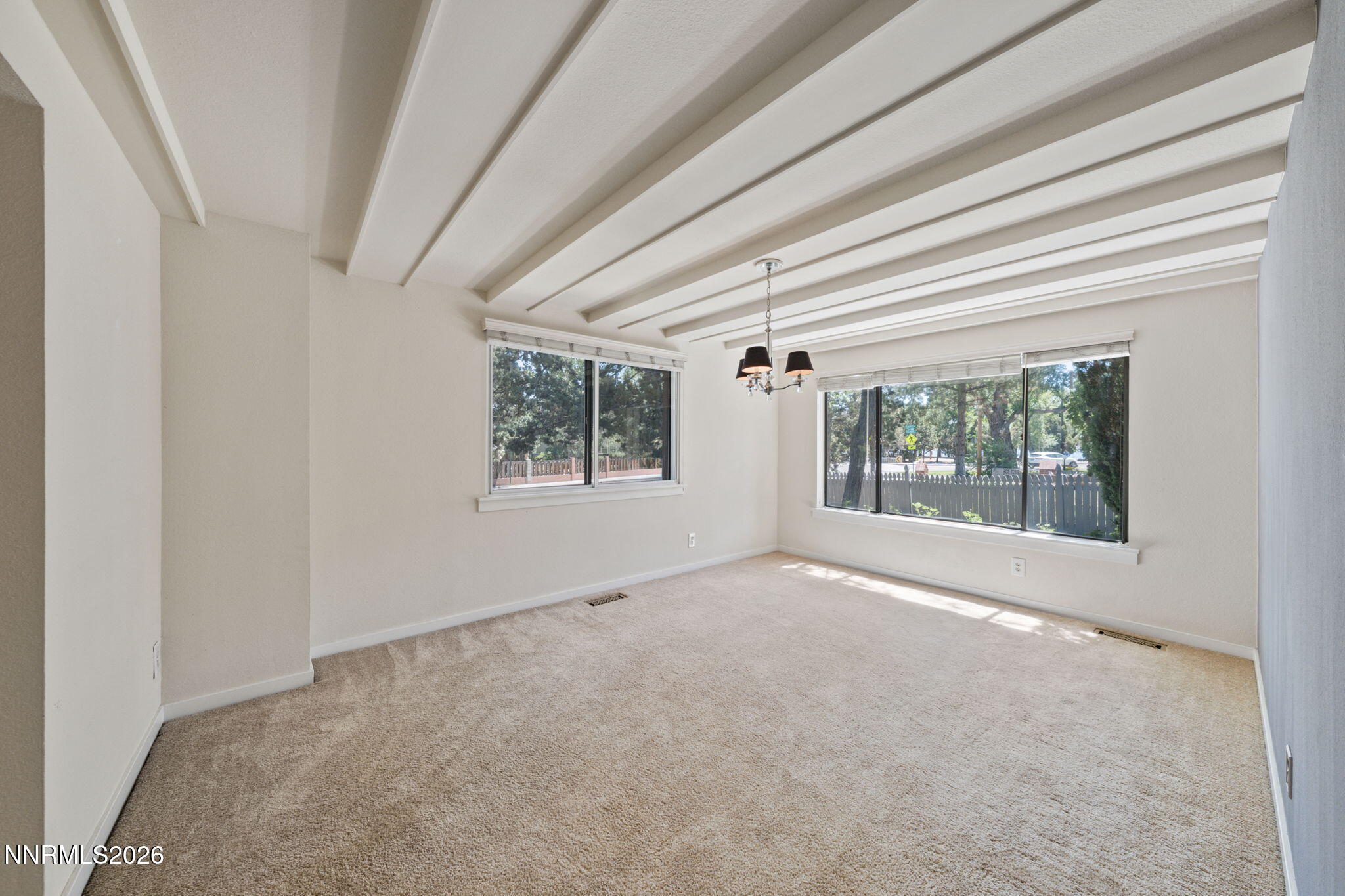 1945 Lakeside Drive Property Photo 6