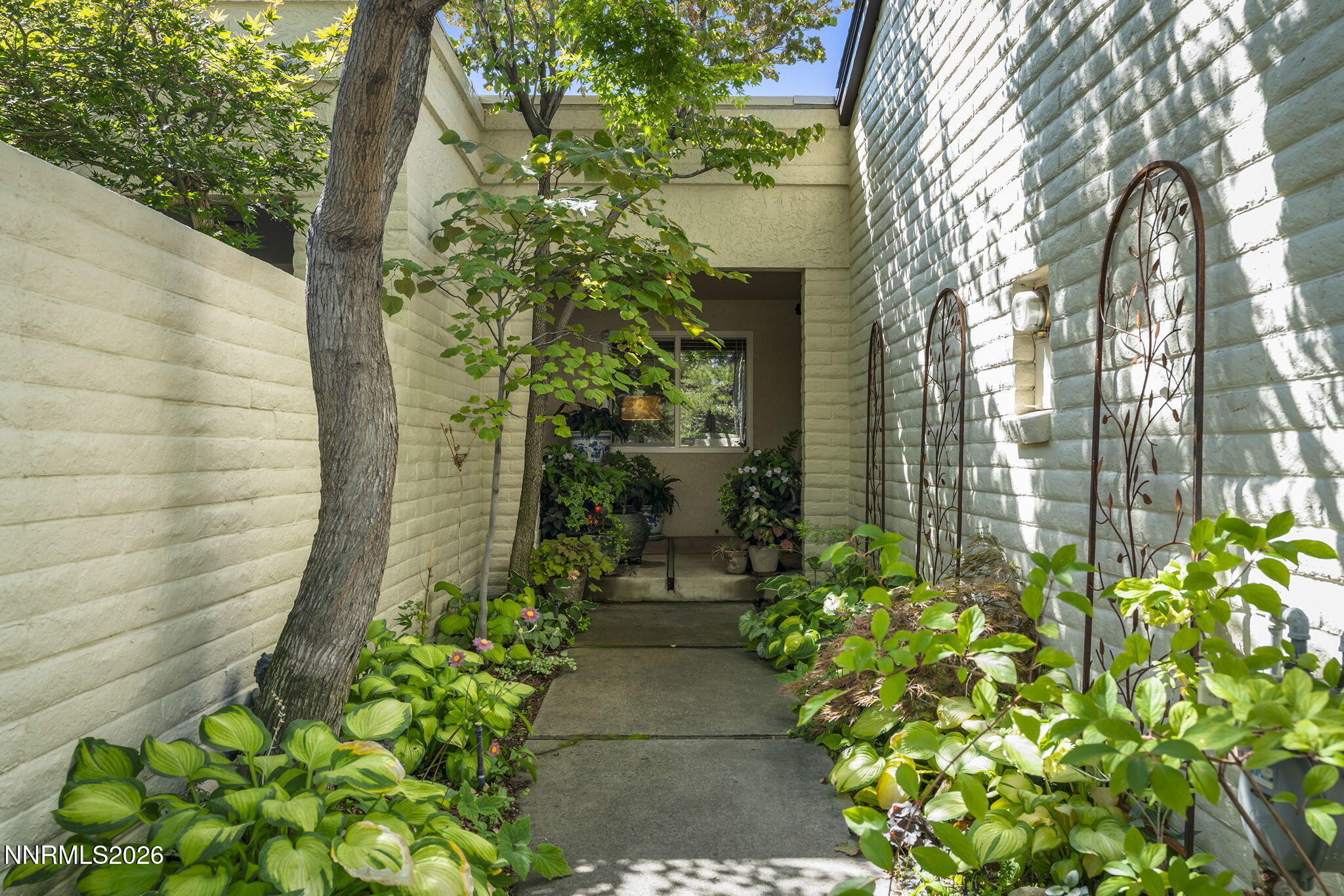 4919 Lakeridge Terrace Property Photo 2