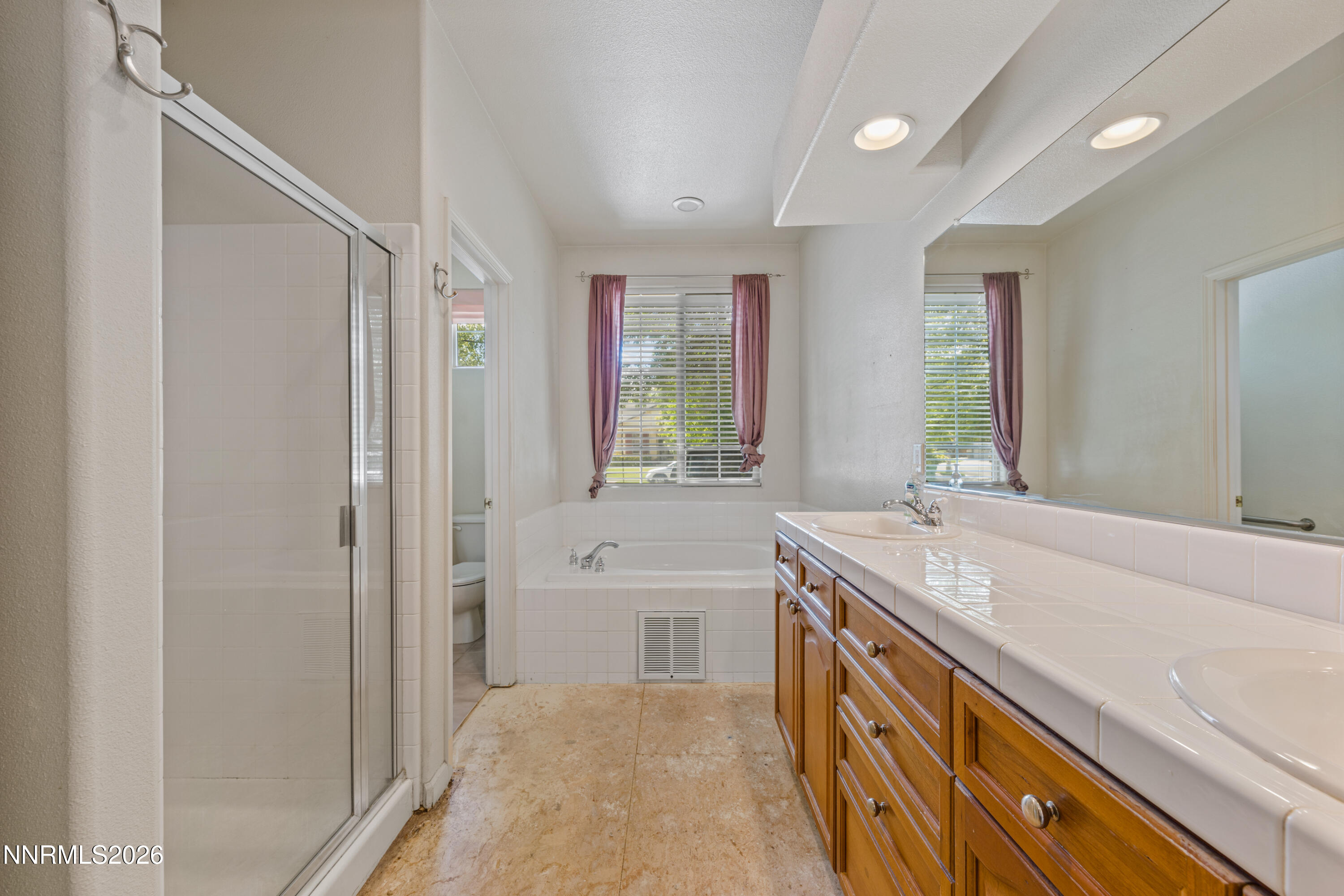 2782 Silverton Way Property Photo 27