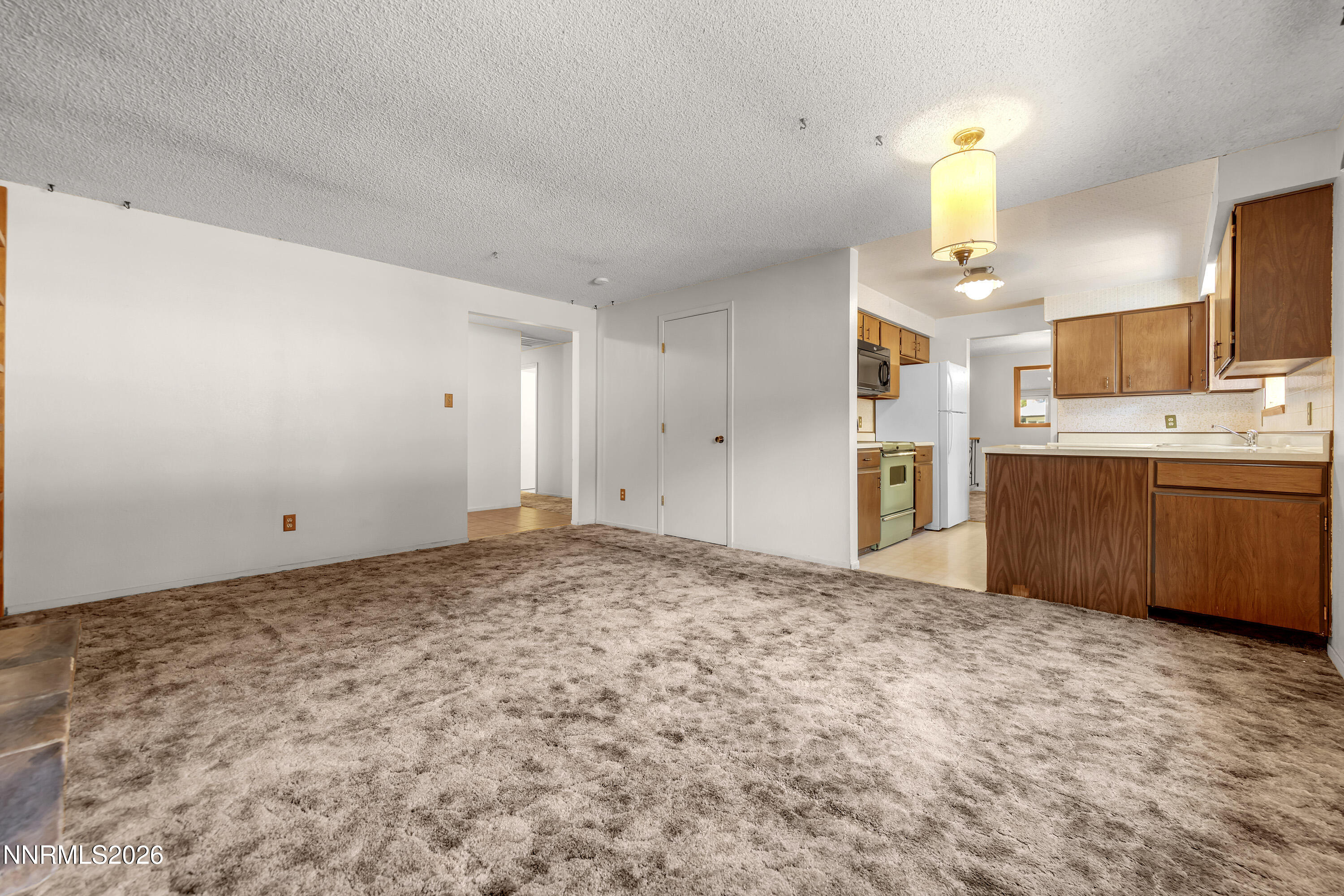 4125 Edrie Drive Property Photo 6