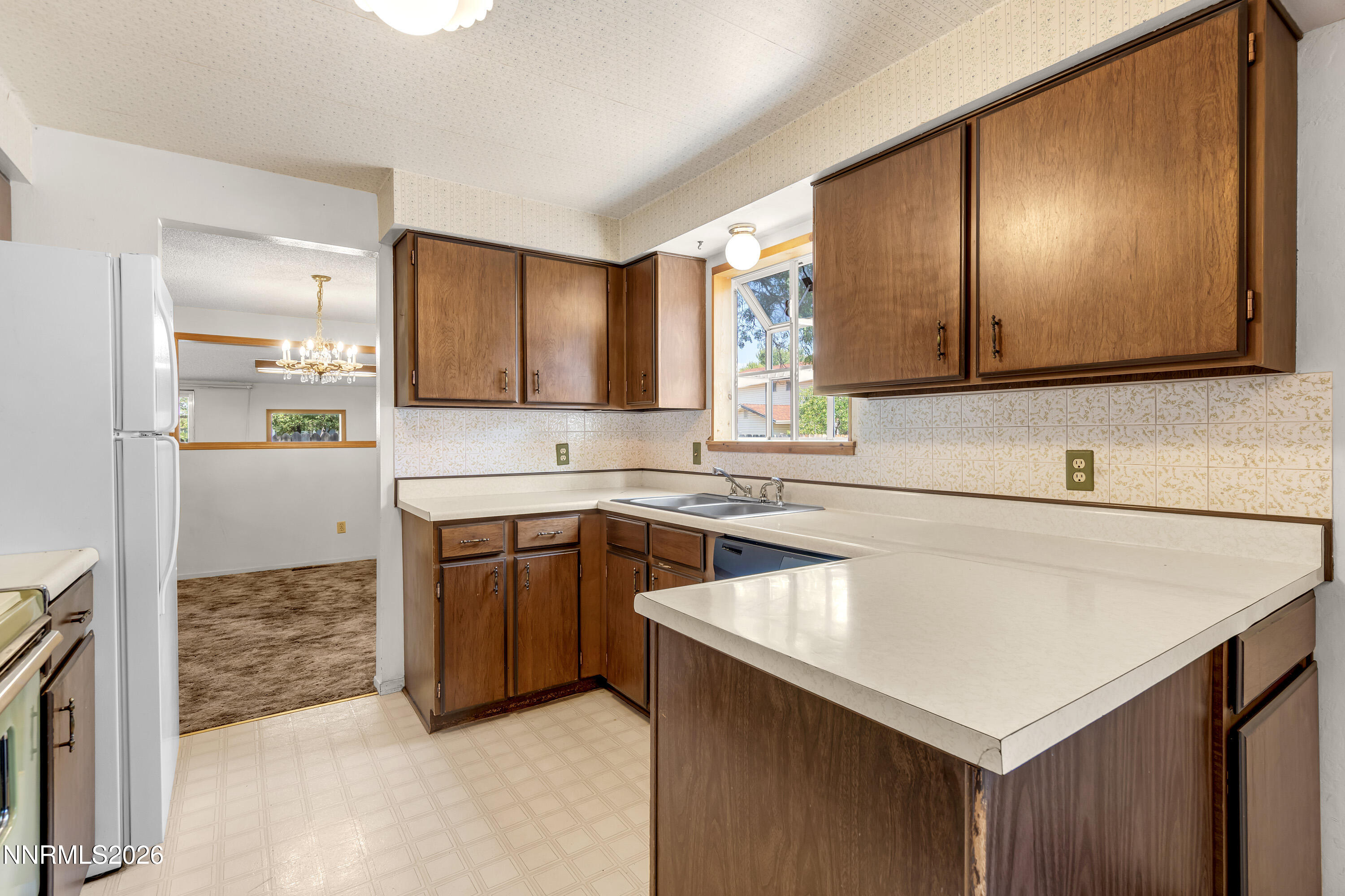 4125 Edrie Drive Property Photo 8