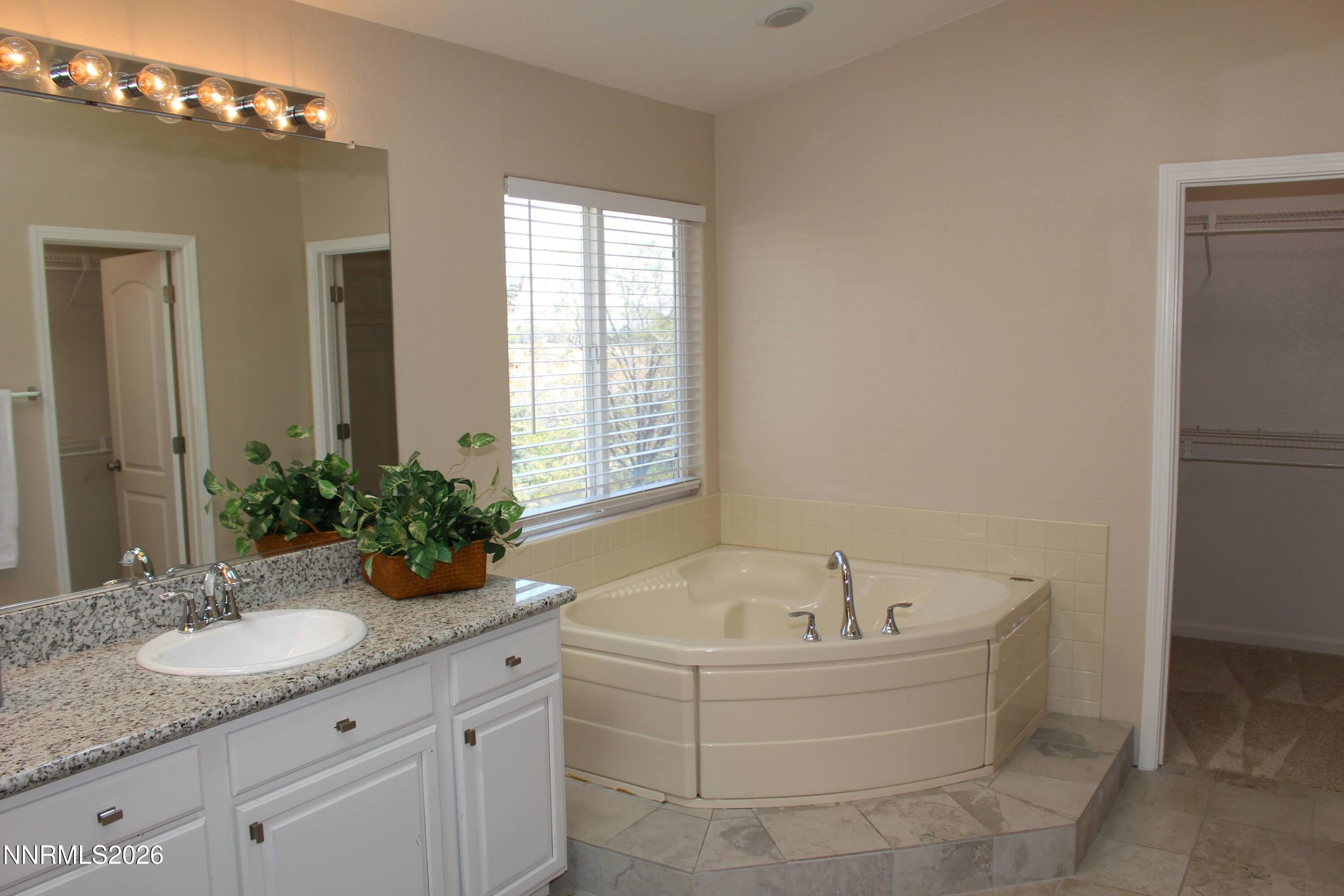 3031 Sky Country Drive Property Photo 23