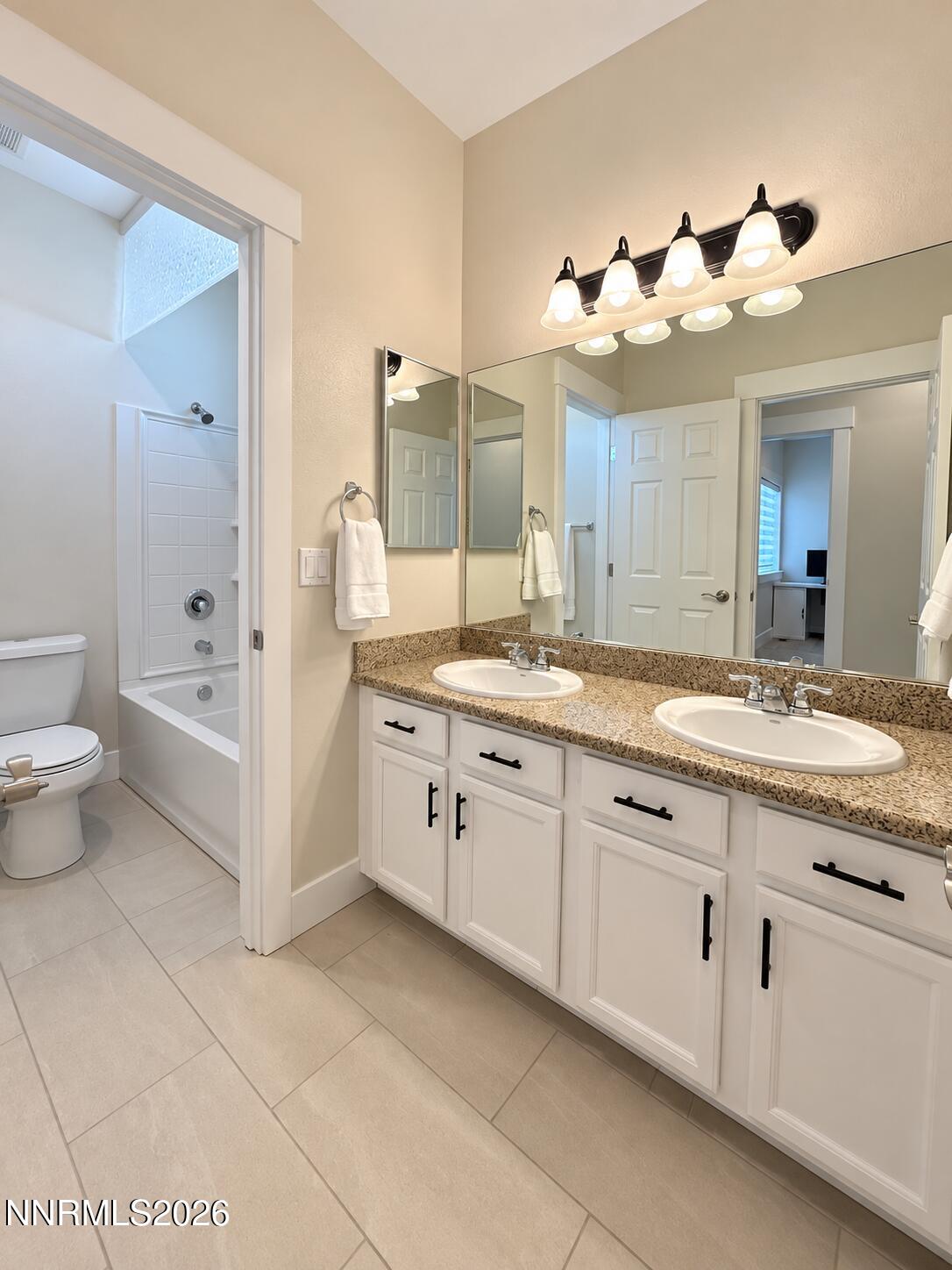 5390 Schreiner Drive Property Photo 23