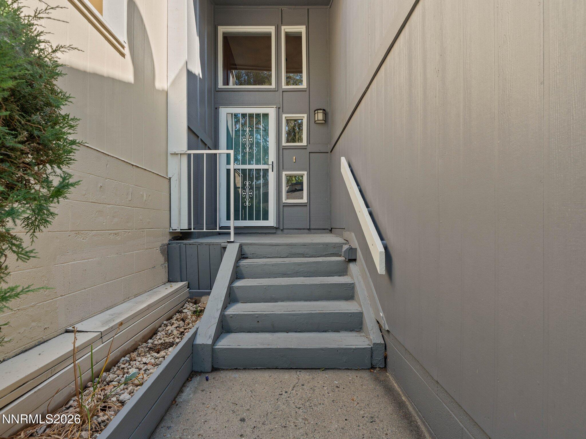 3635 Sebastian Circle Property Photo 2