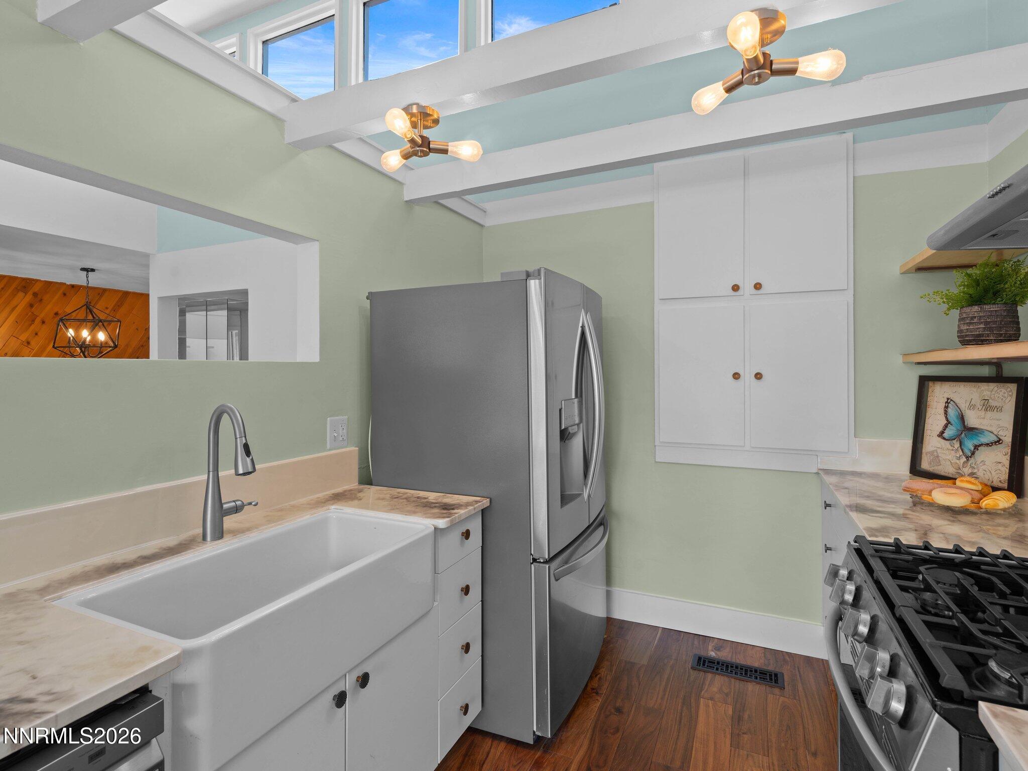 3635 Sebastian Circle Property Photo 11