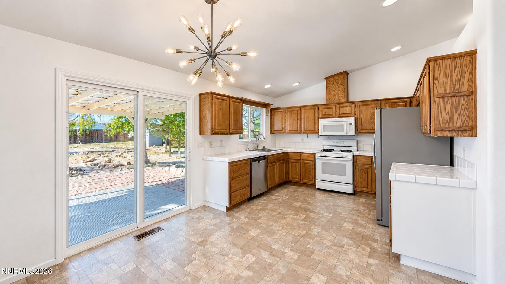 610 Tamsen Road Property Photo 4