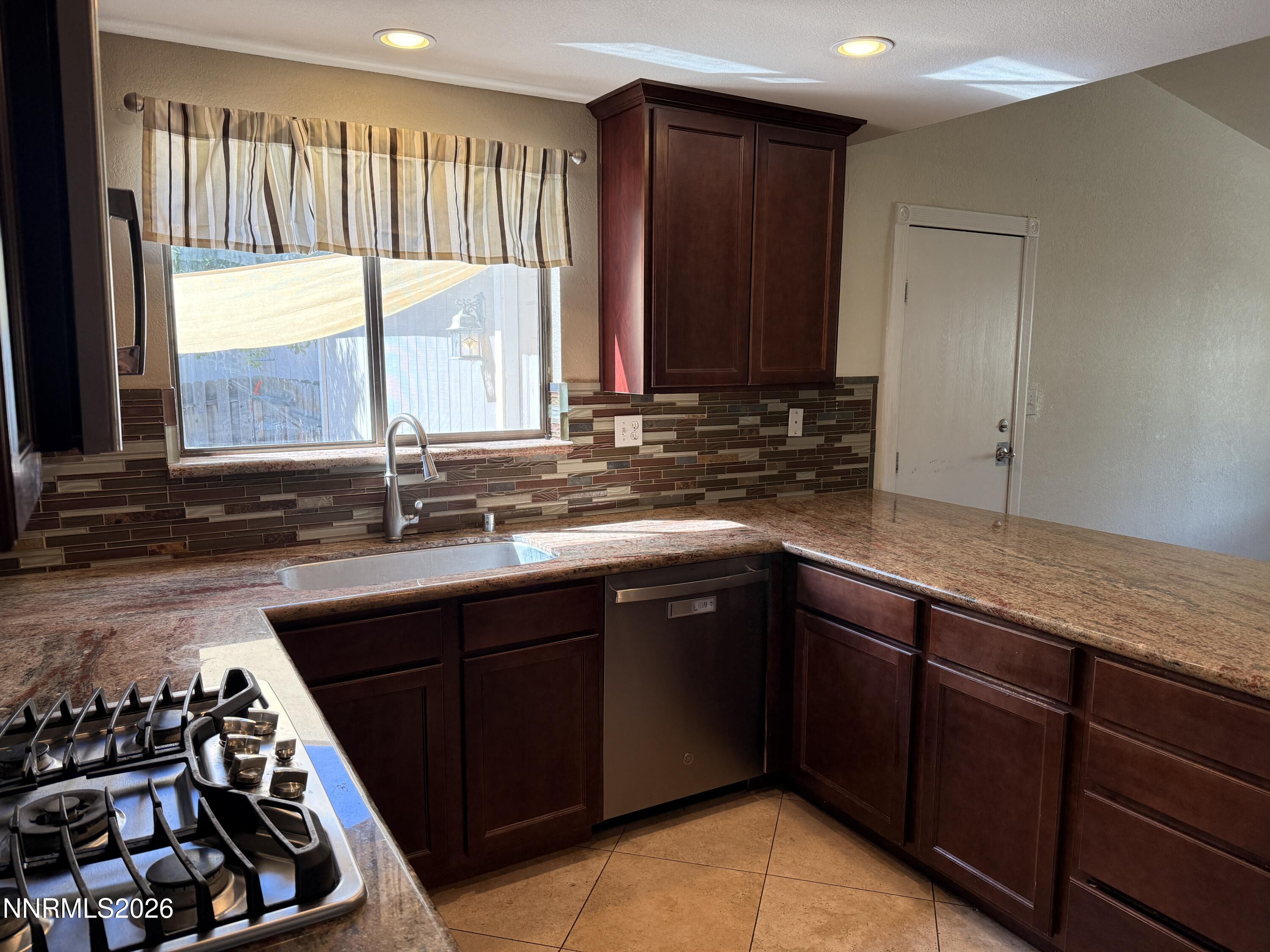 1440 Joanie Court Property Photo 6