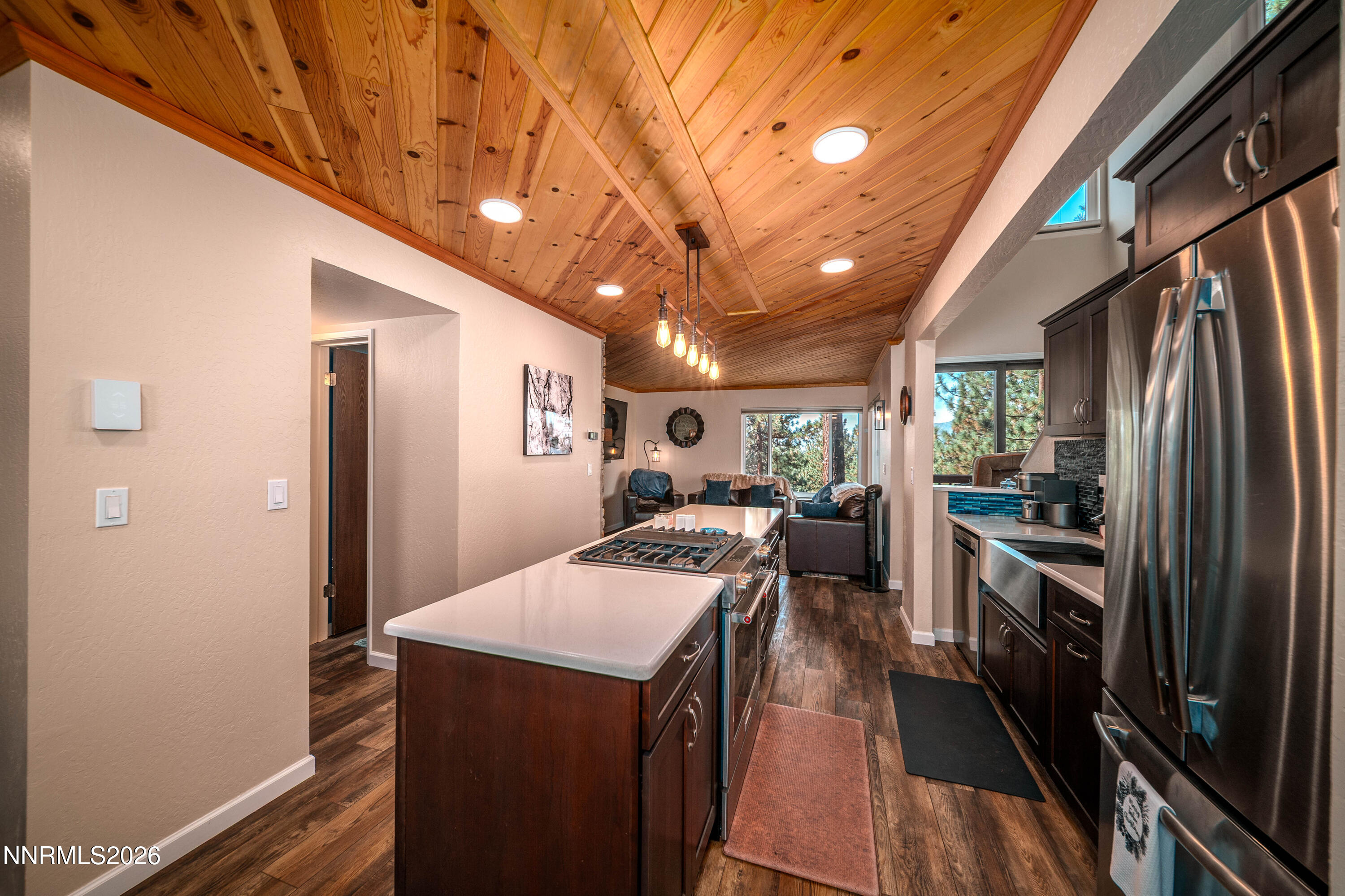 157 Holly Lane Property Photo 8