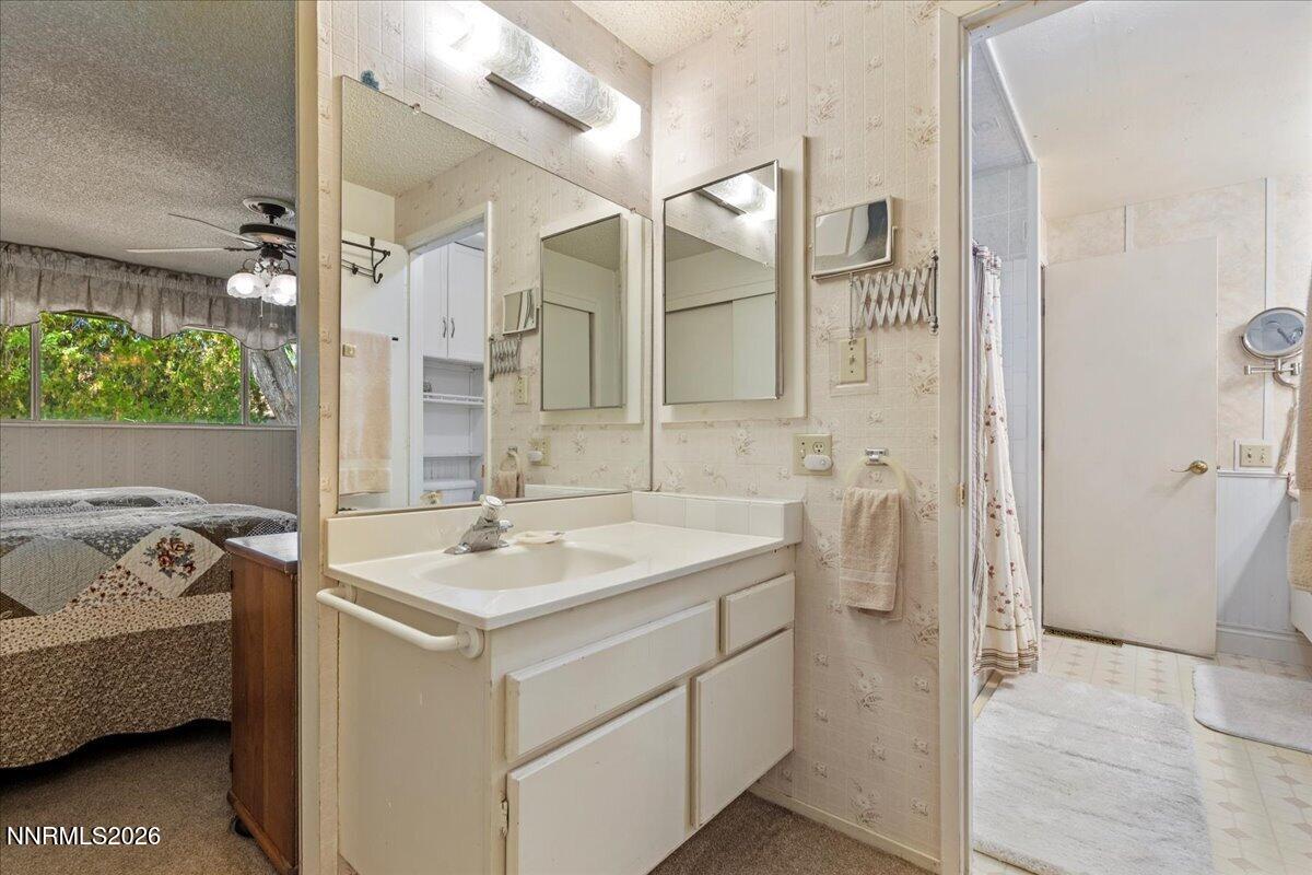 2580 Meadowbrook Lane Property Photo 15