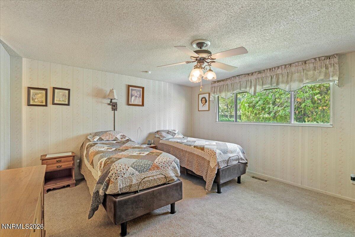 2580 Meadowbrook Lane Property Photo 17