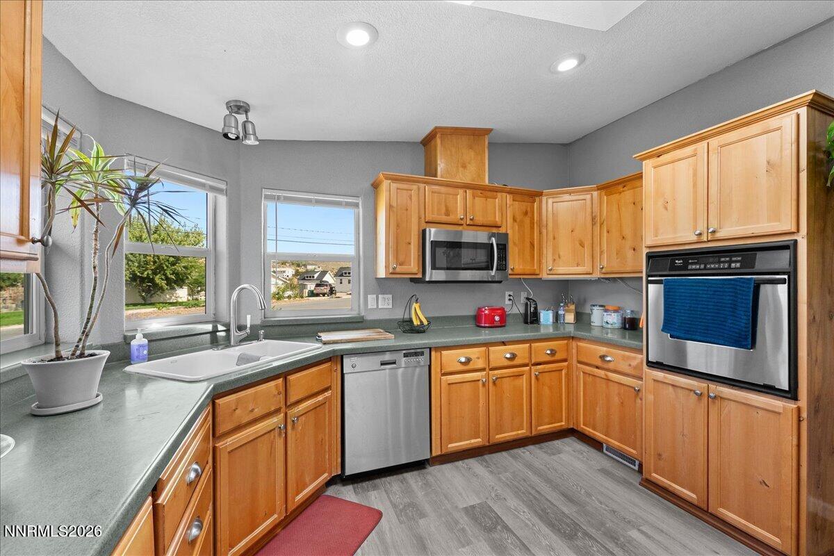 320 Mcclellan Drive Property Photo 11