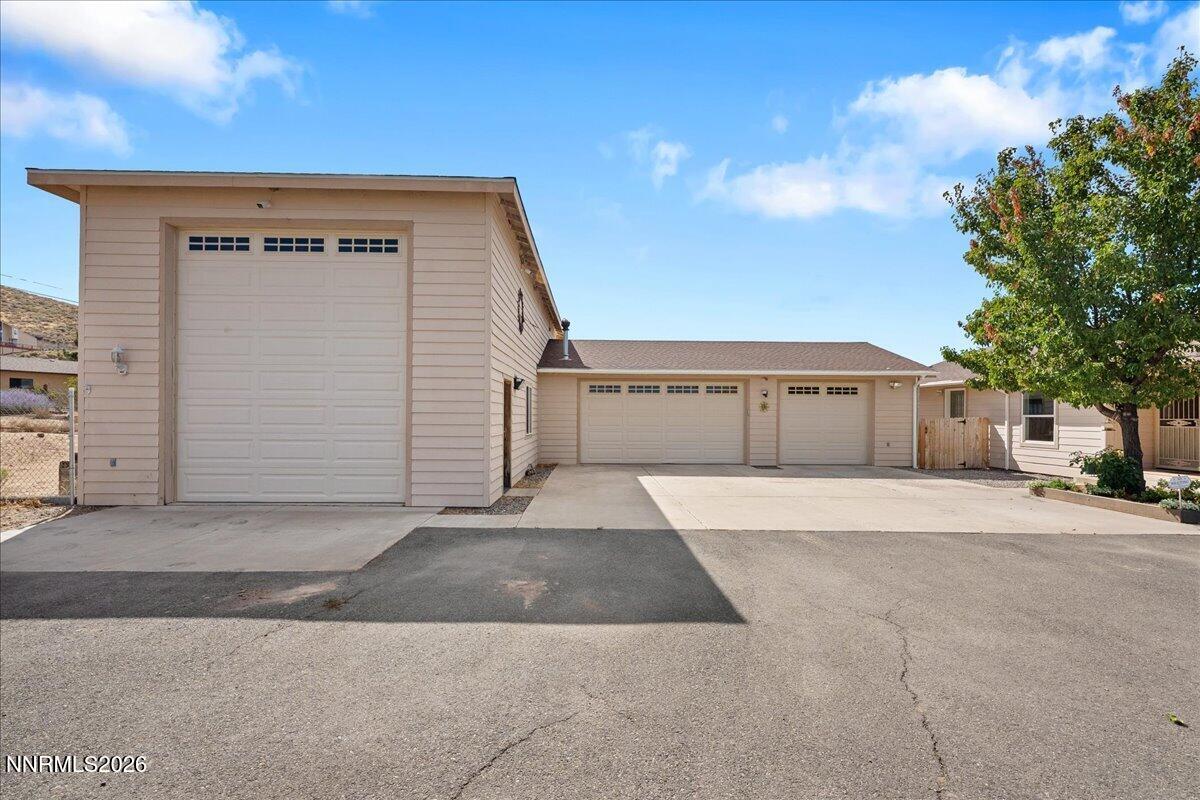 320 Mcclellan Drive Property Photo 28