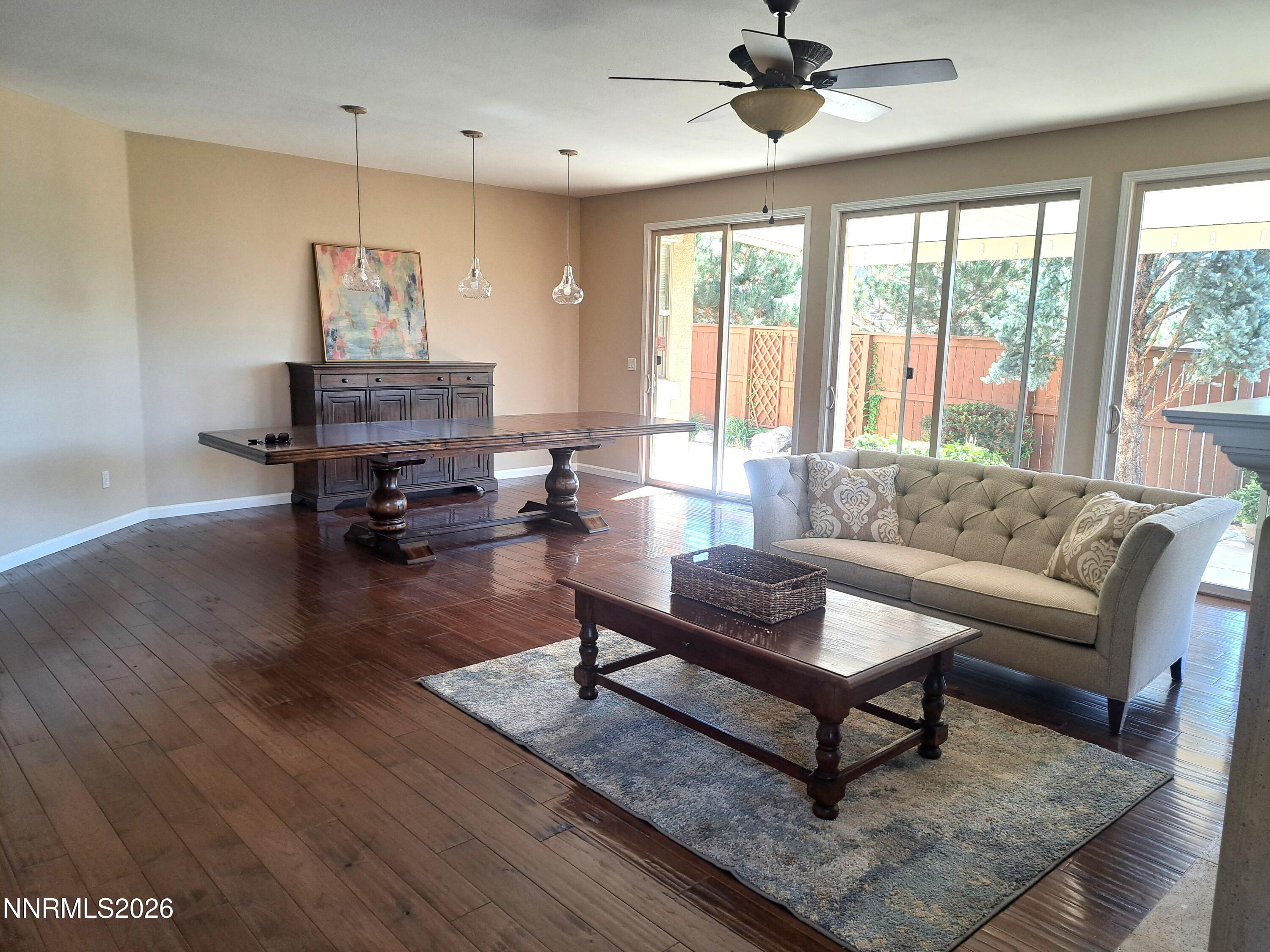 2345 Calabria Drive Property Photo 8