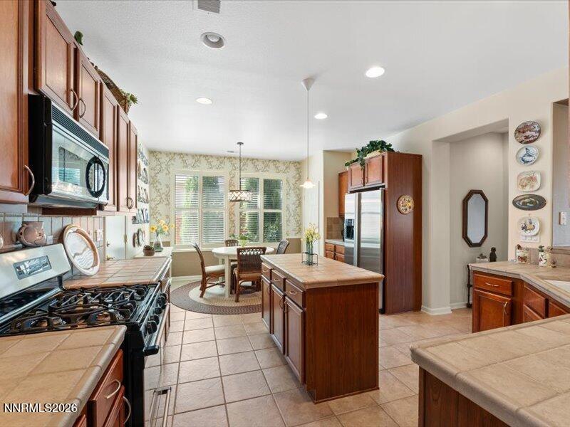1679 Veneto Drive Property Photo 15