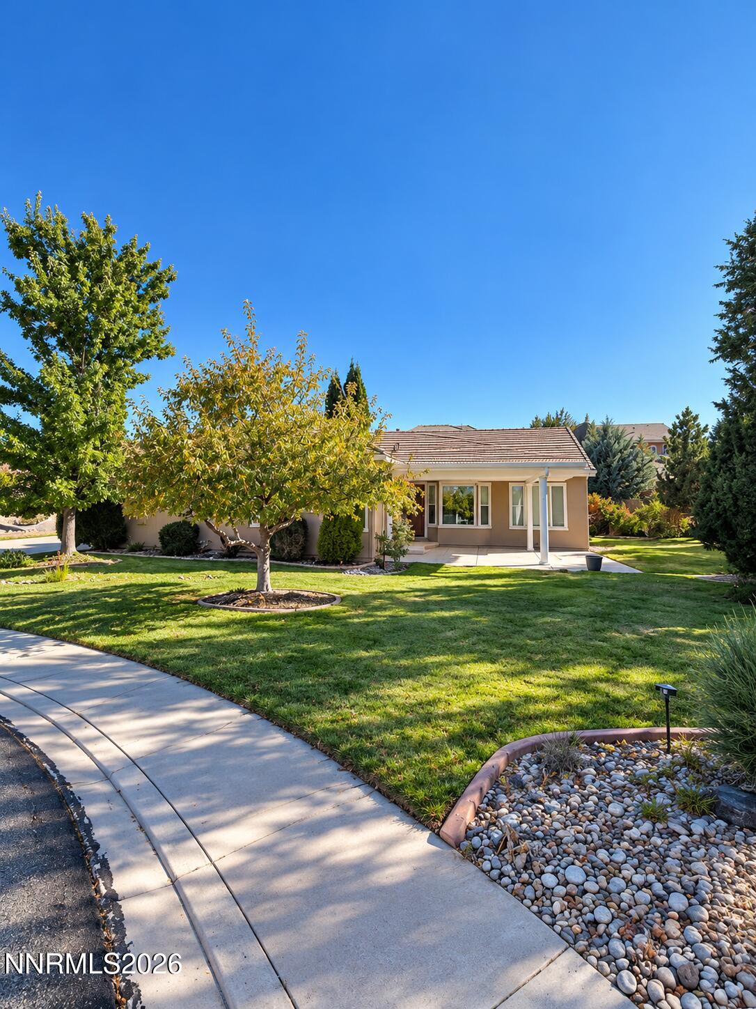 1220 Mesa Circle Property Photo 3