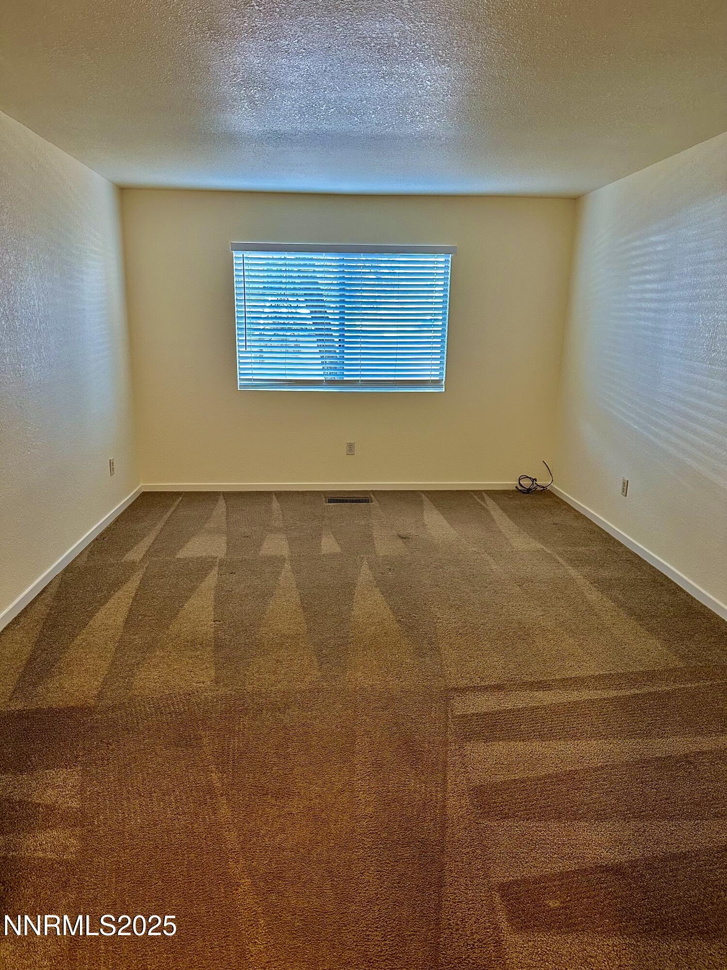 260011888 Property Photo 9