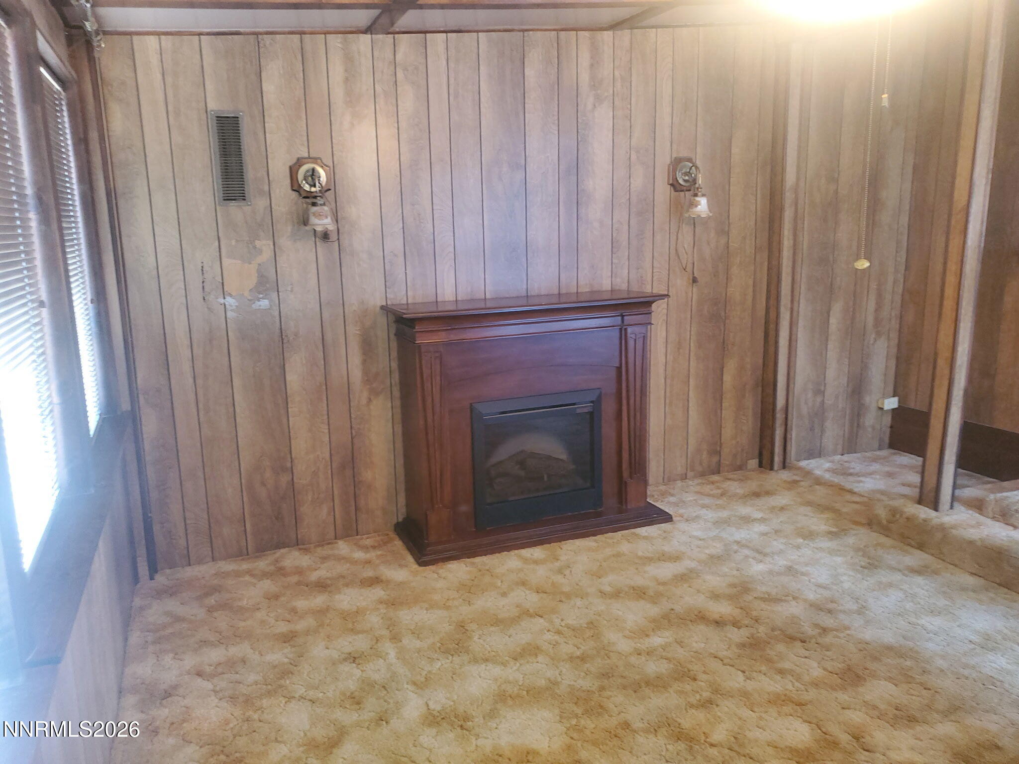 145 Ash Street Property Photo 10