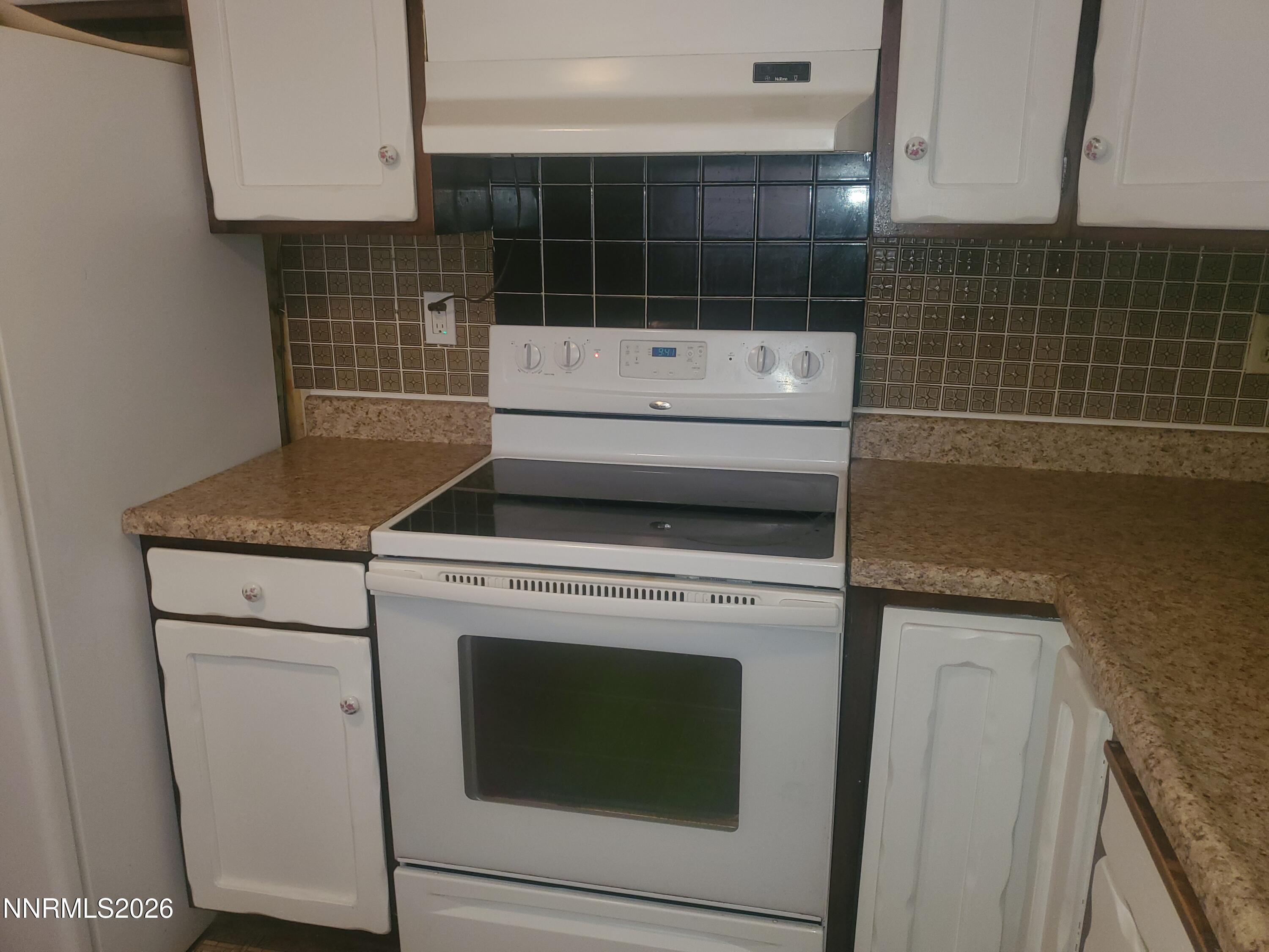 145 Ash Street Property Photo 14