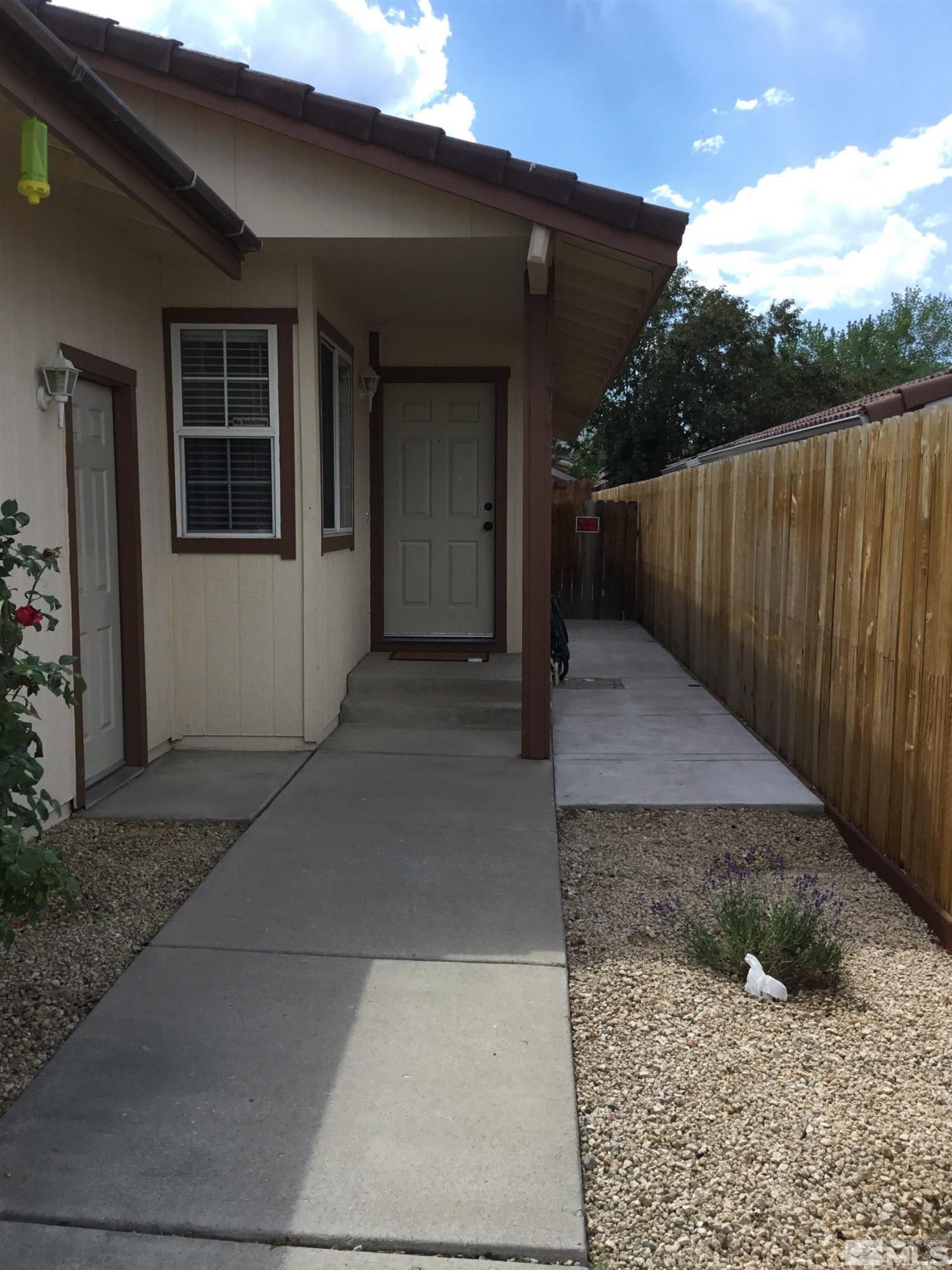 6950 Forsythia Way Property Photo 2