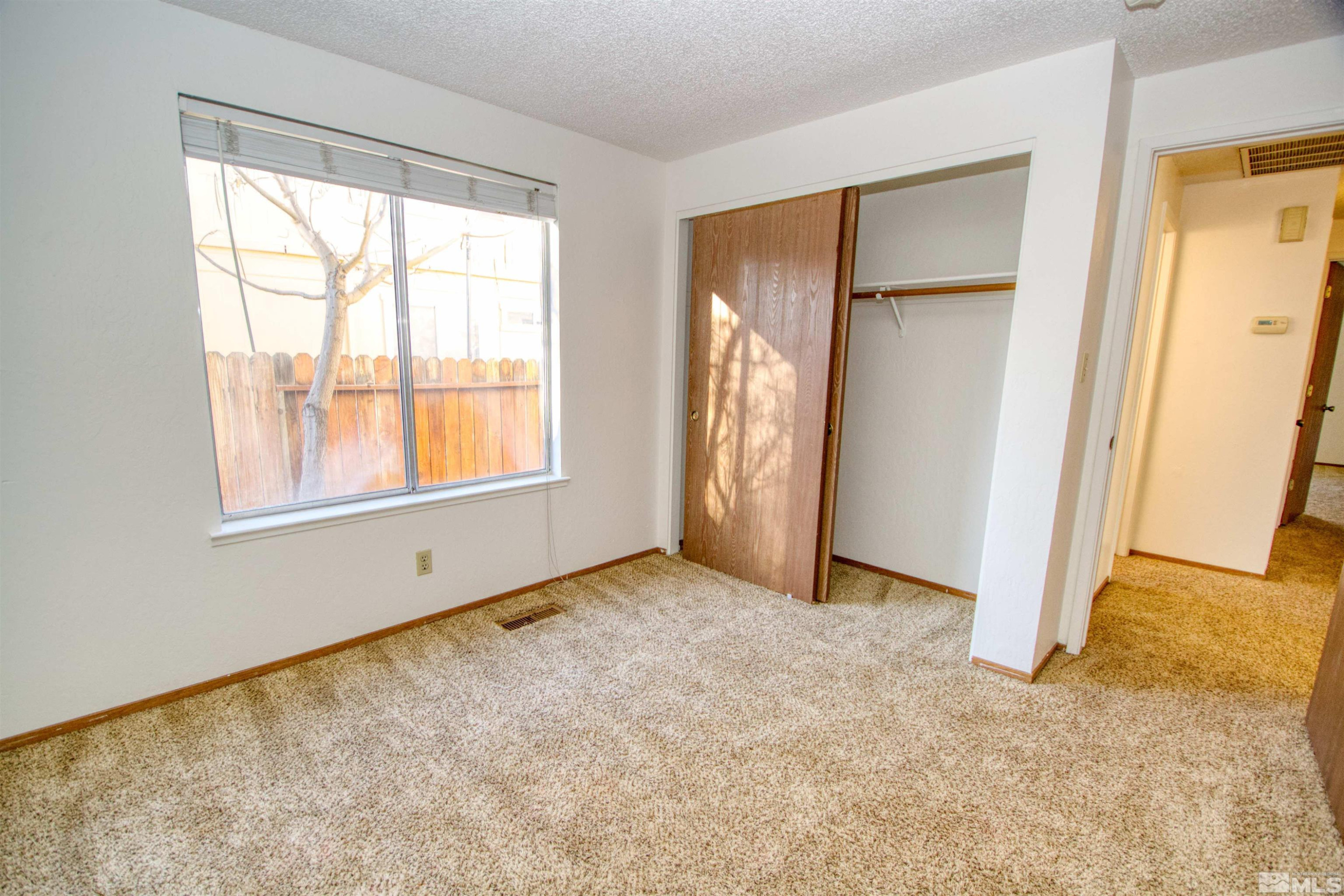 2212 Wabash Circle Property Photo 12