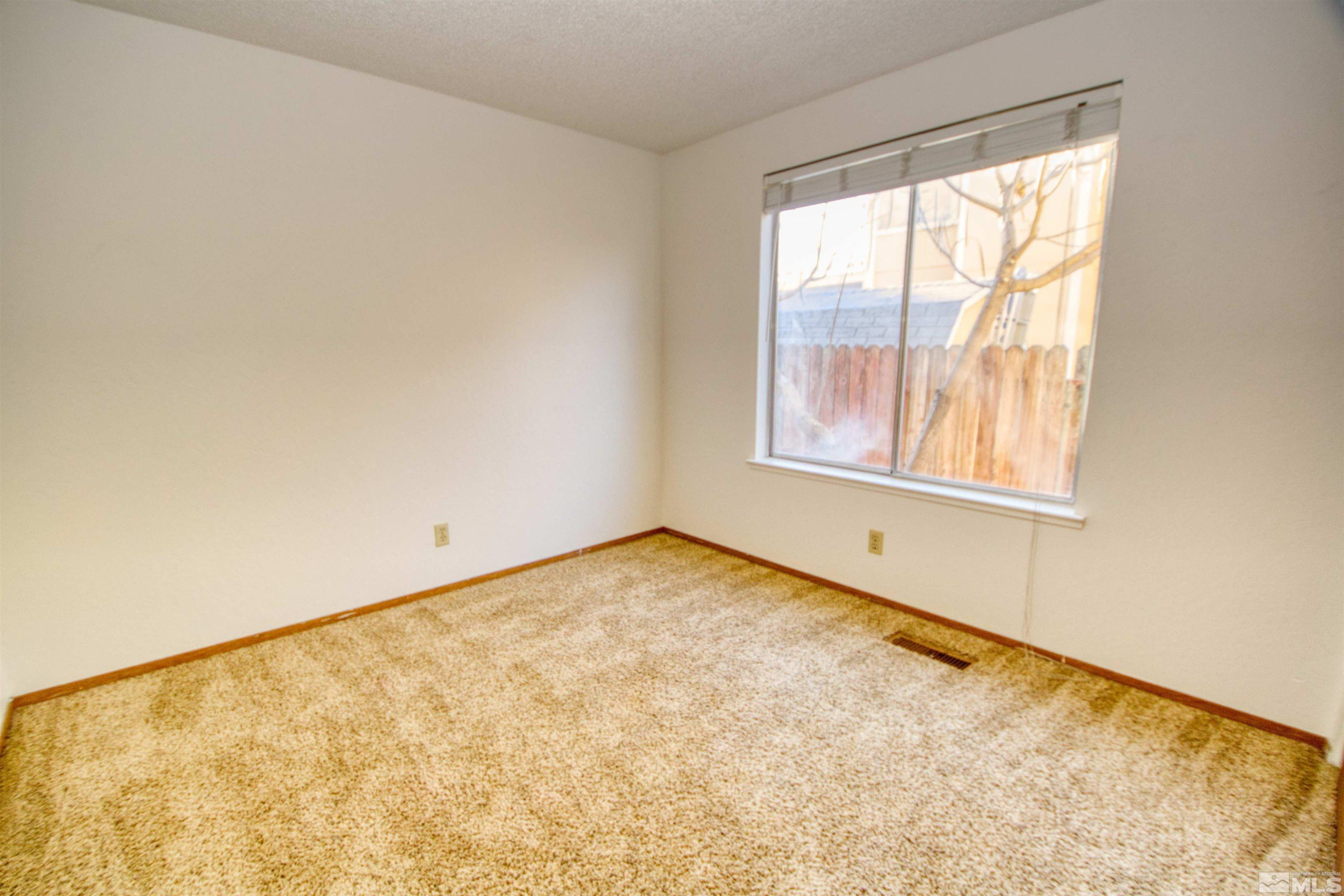2212 Wabash Circle Property Photo 13