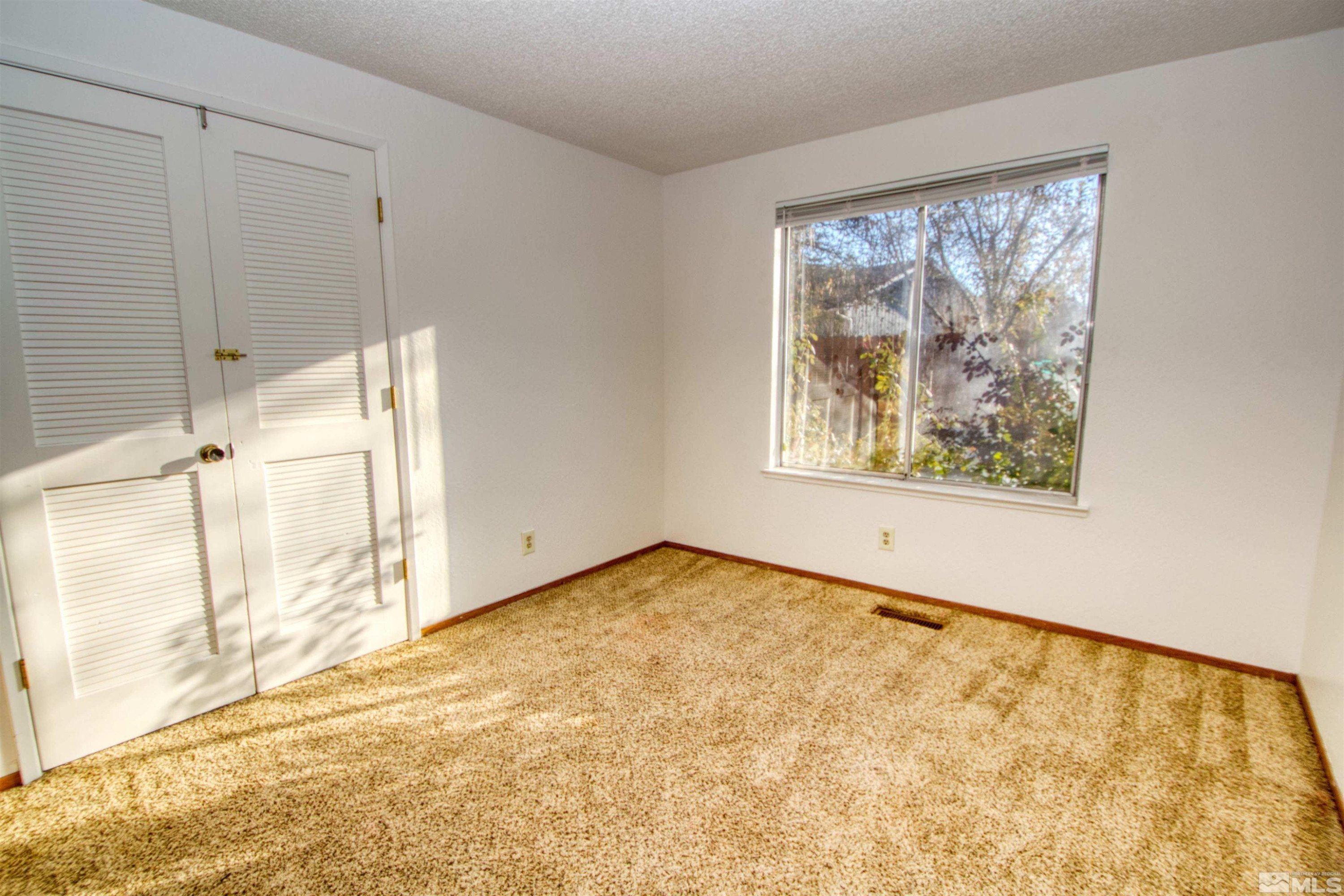 2212 Wabash Circle Property Photo 14