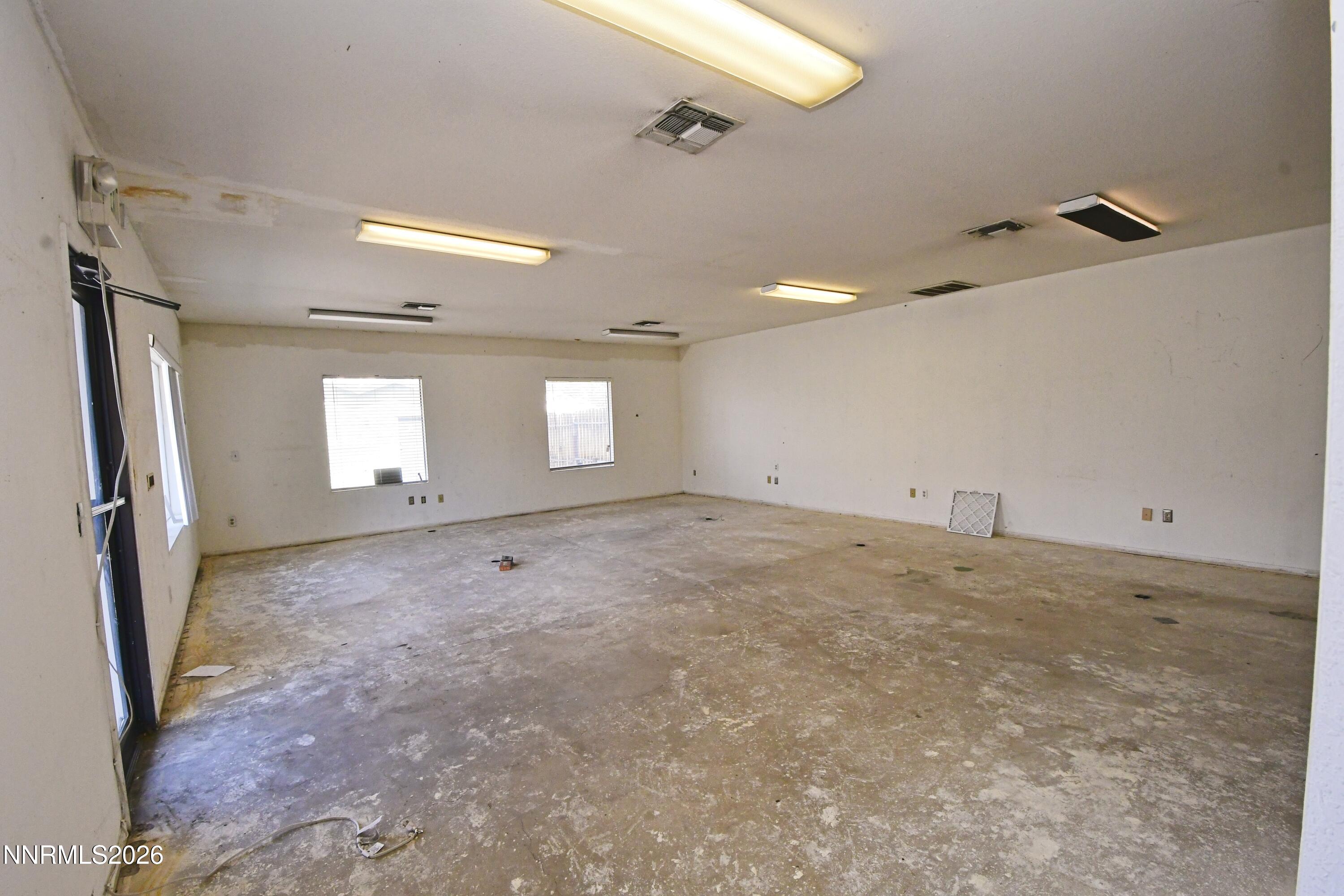 143 Keystone Avenue Property Photo 4