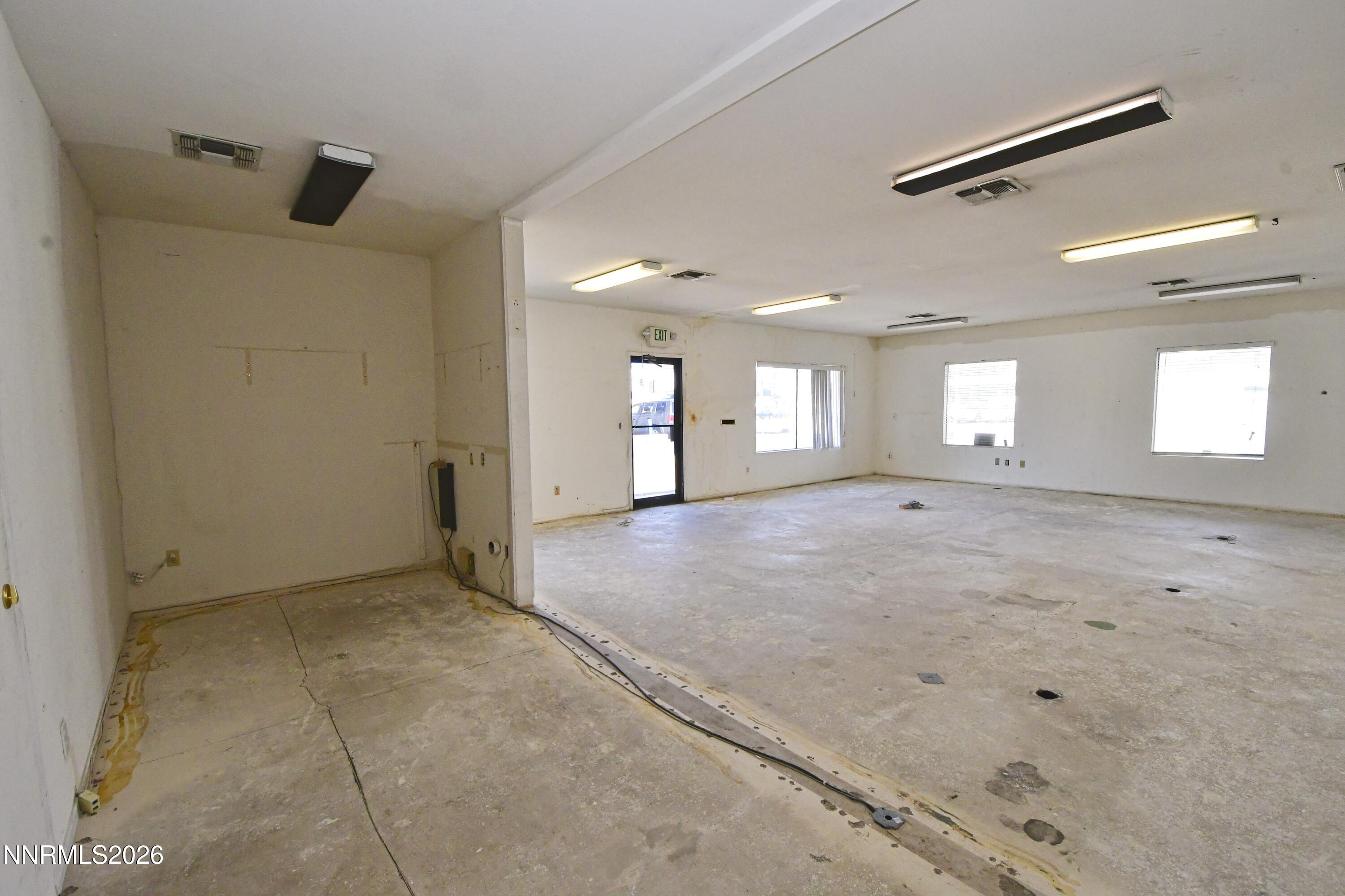 143 Keystone Avenue Property Photo 8