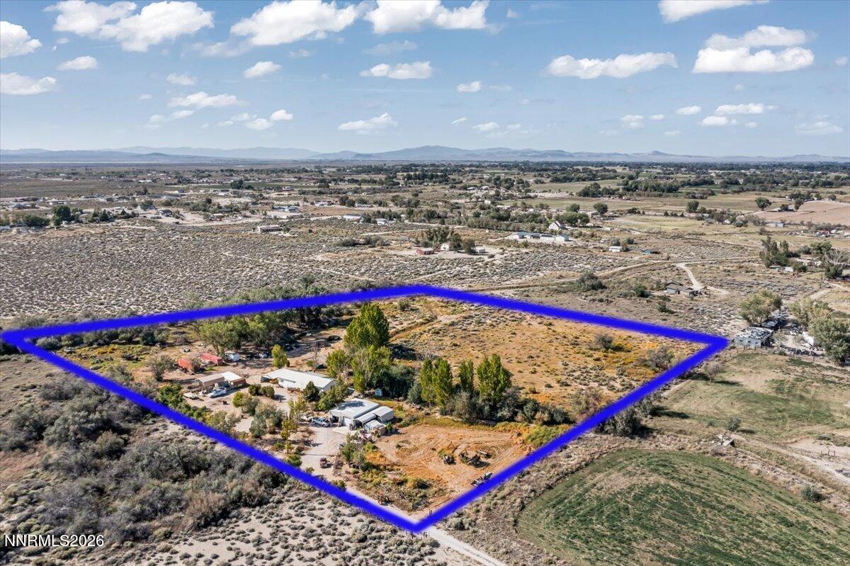 4520 Solias Road Property Photo 4