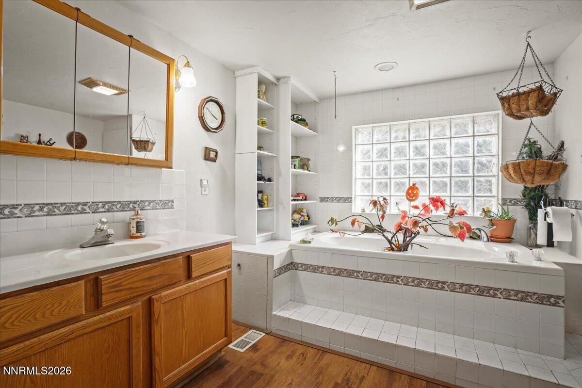 4520 Solias Road Property Photo 19