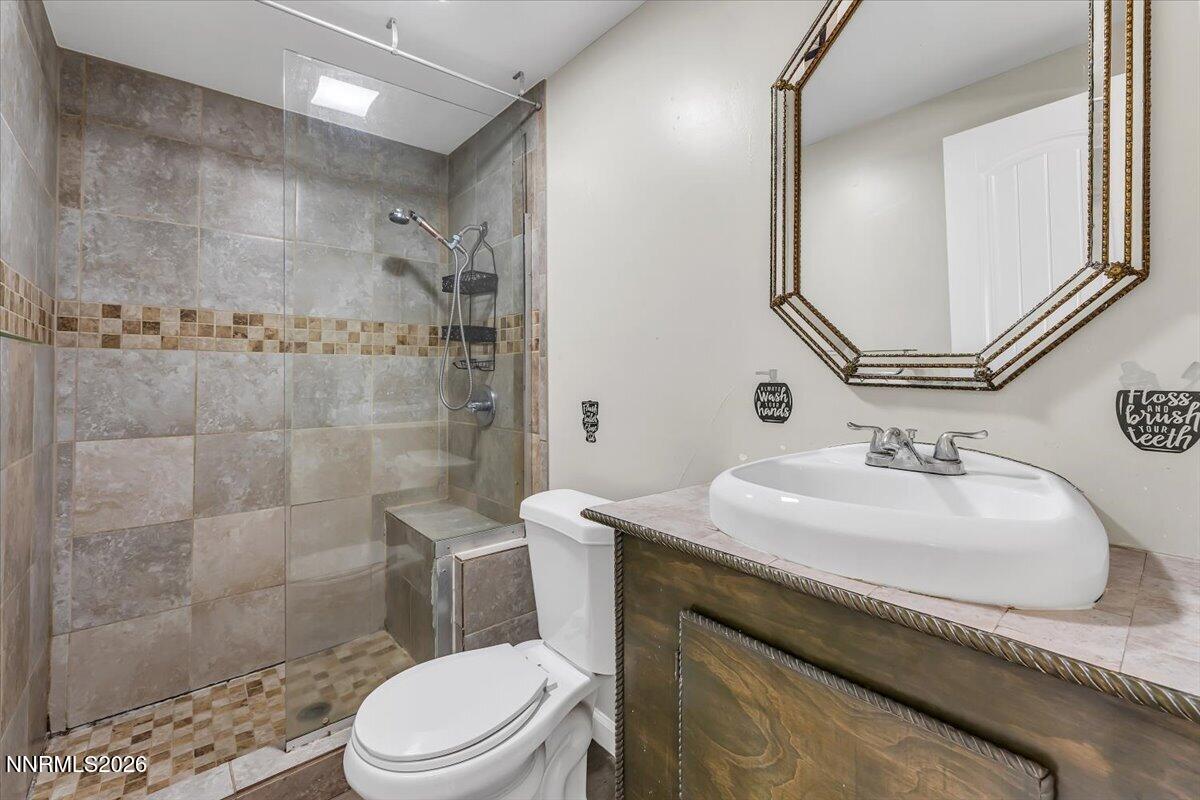 5640 Duclercque Way Property Photo 16