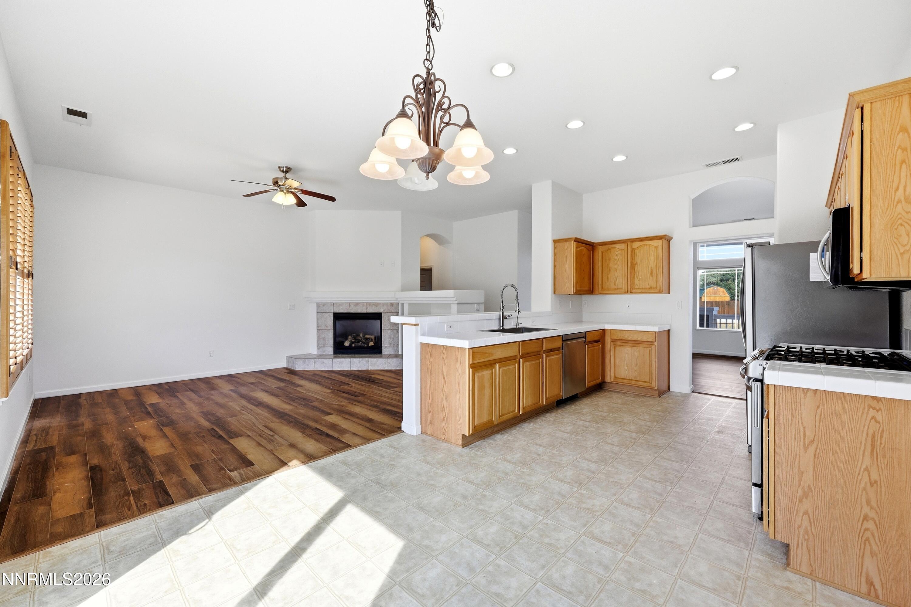 17855 Thunder Ridge Court Property Photo 13