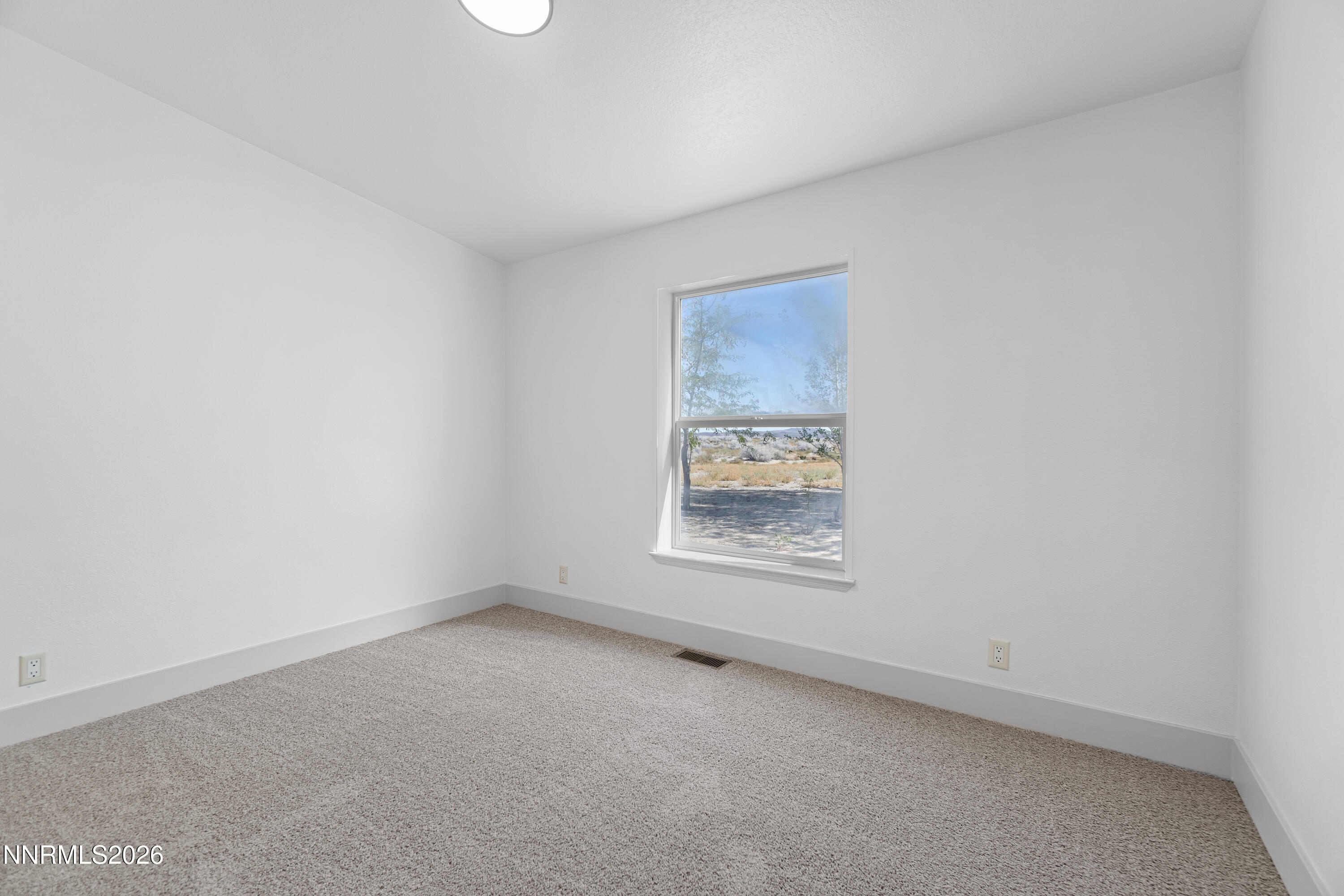 2965 E 8th Street Property Photo 24