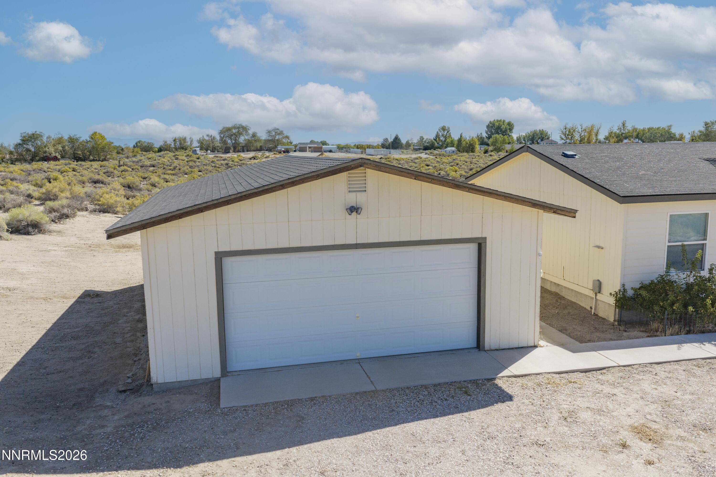 4301 Horseshoe Drive Property Photo 3