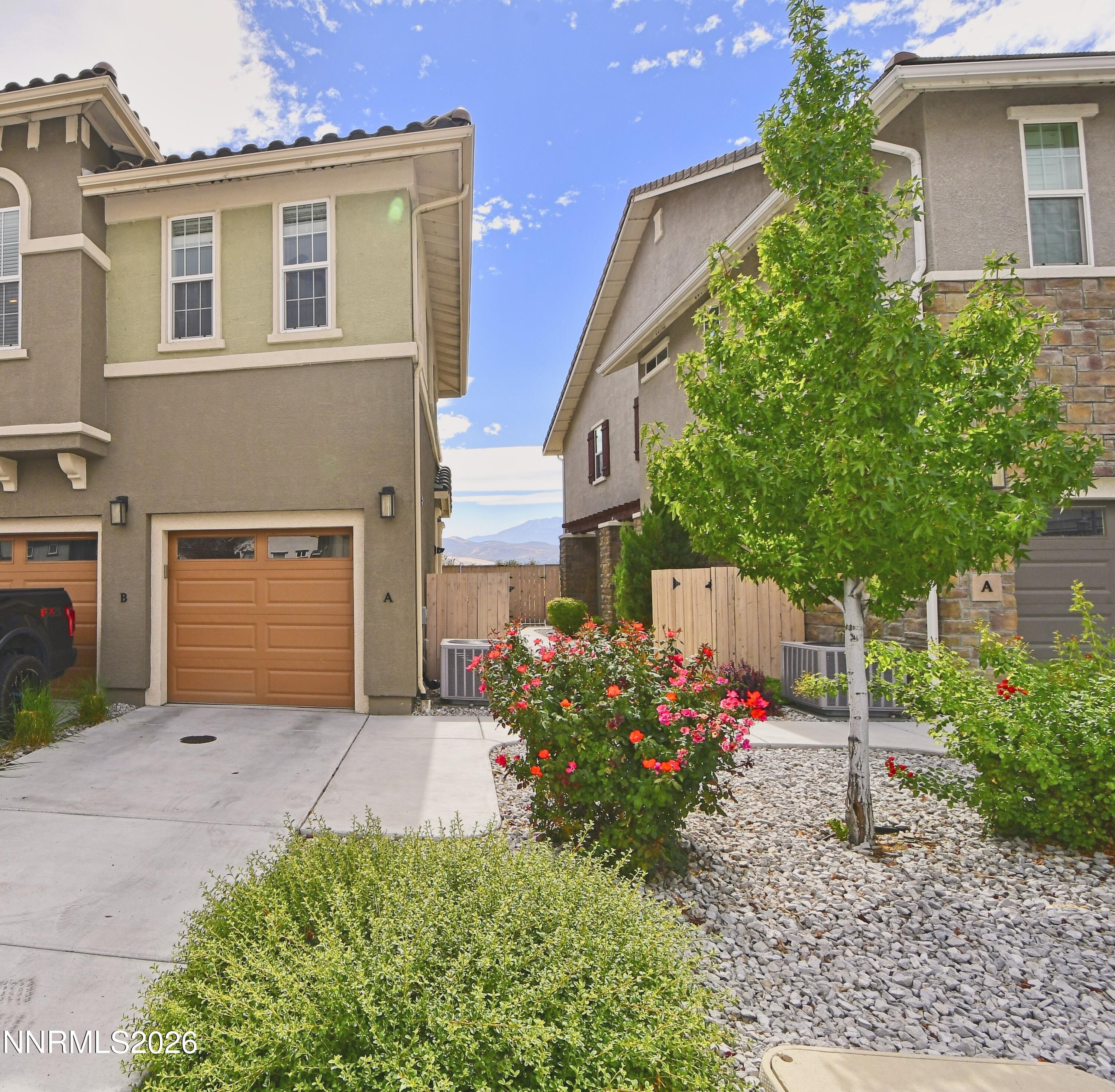 1770 Dark Horse Road UNIT A Property Photo 1