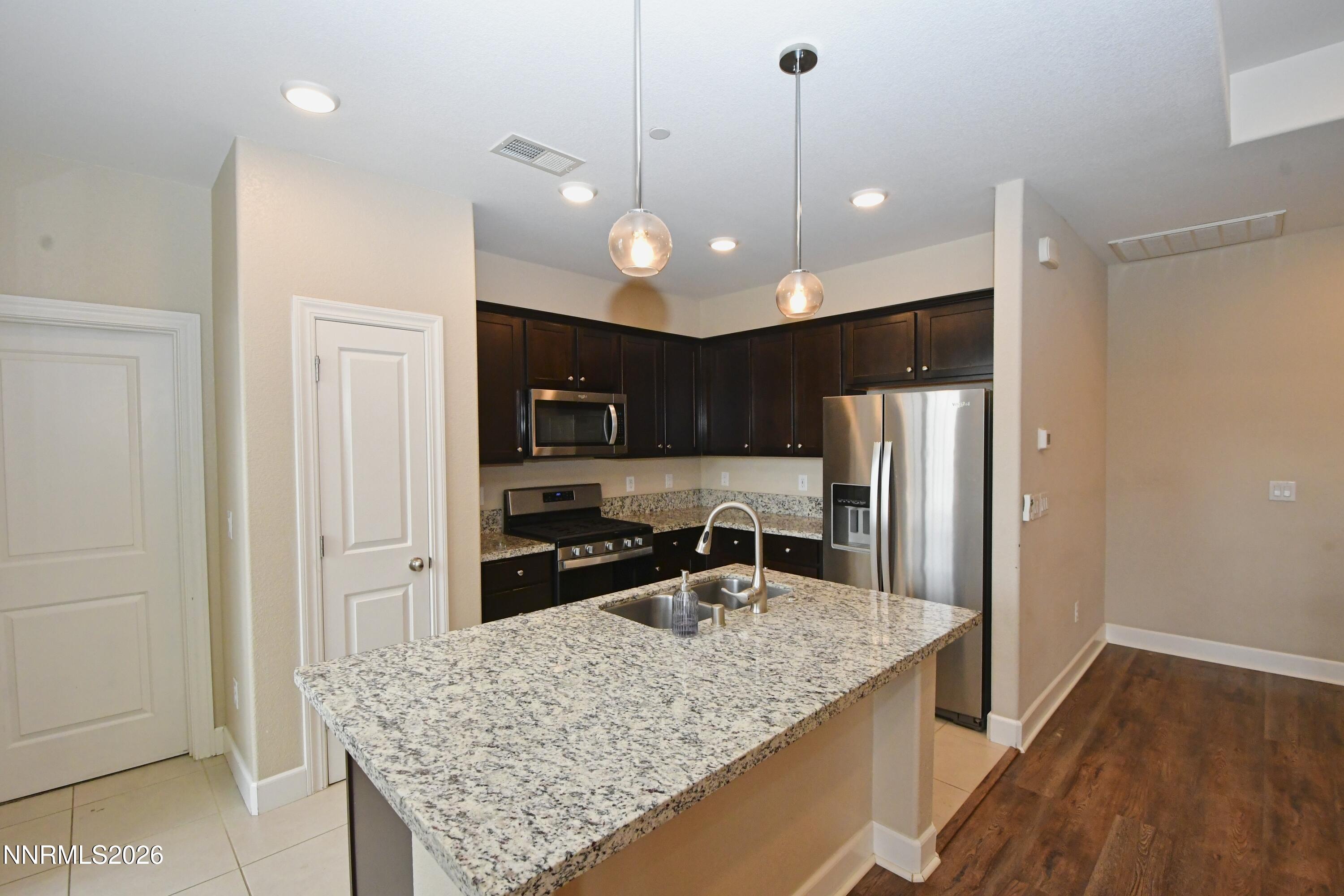 1770 Dark Horse Road Unit A Property Photo 5