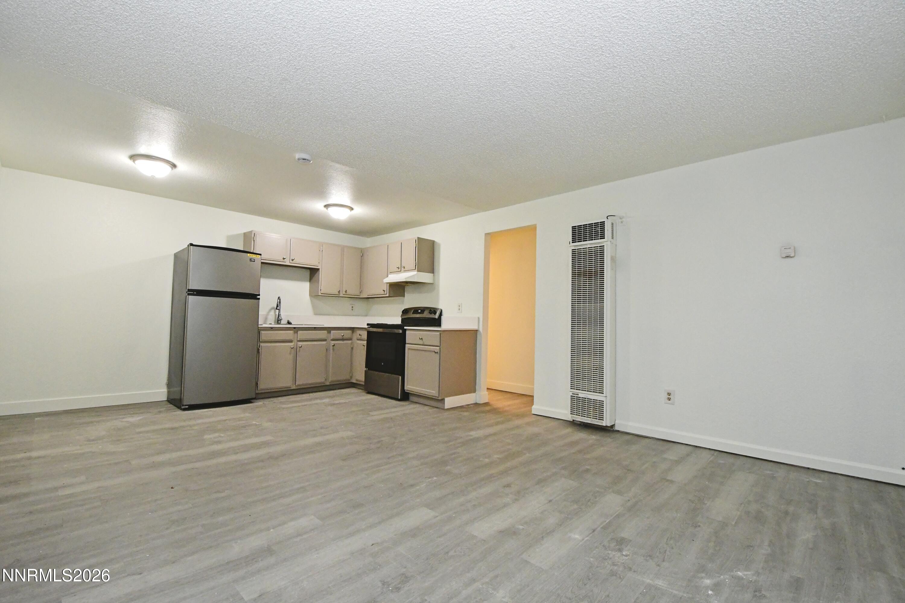 1140 E Street Property Photo 2