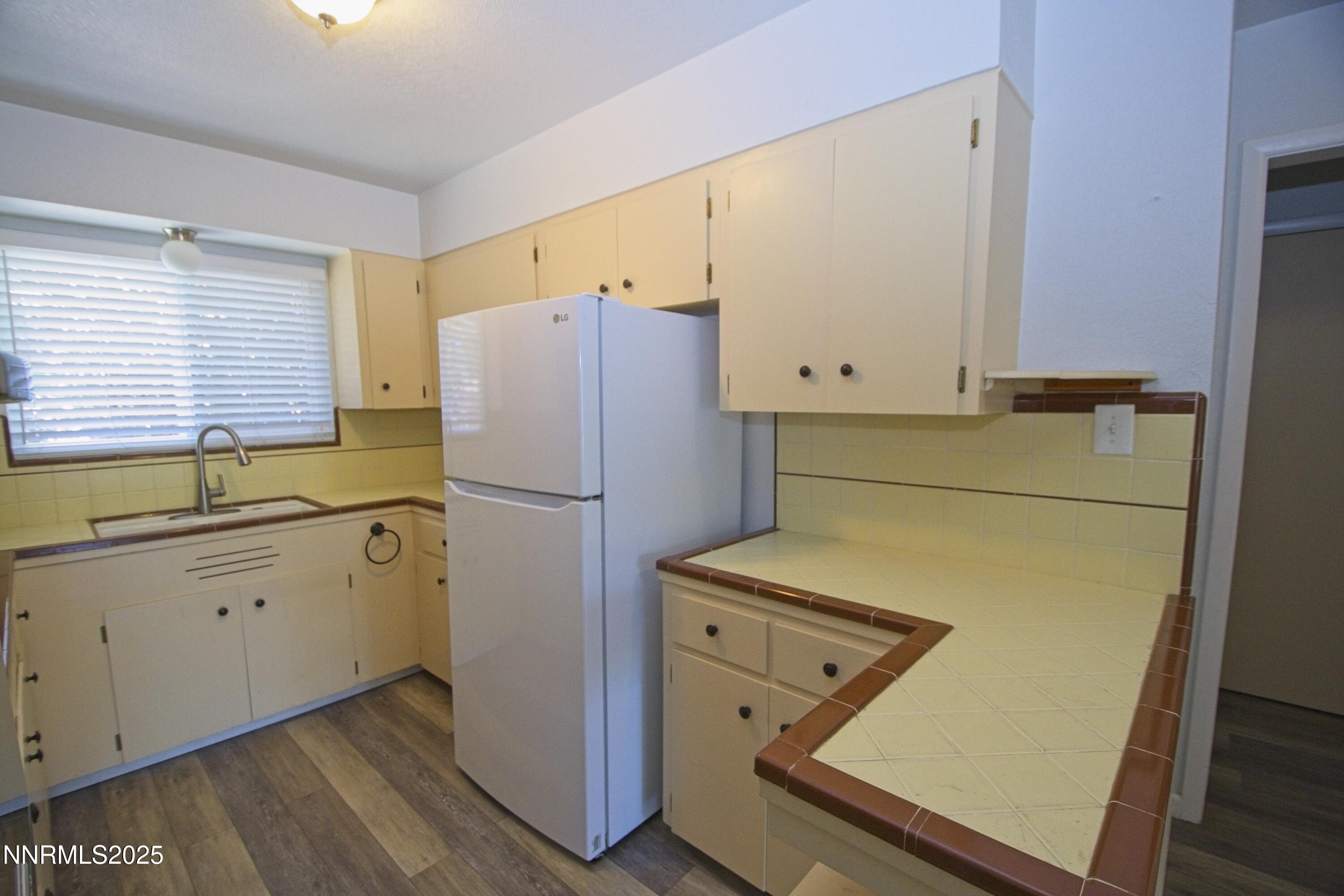 3103 Lakeside Drive Property Photo 7