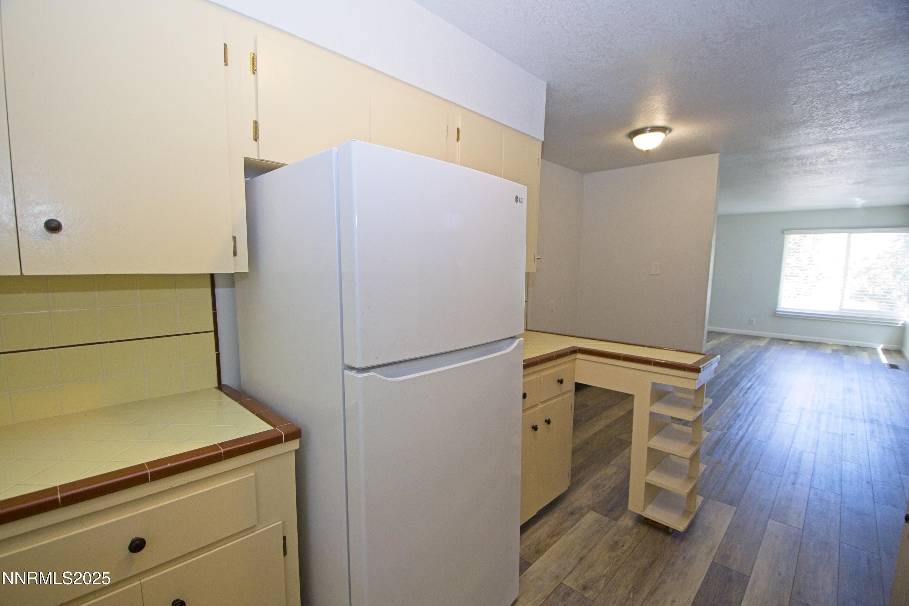3103 Lakeside Drive Property Photo 9
