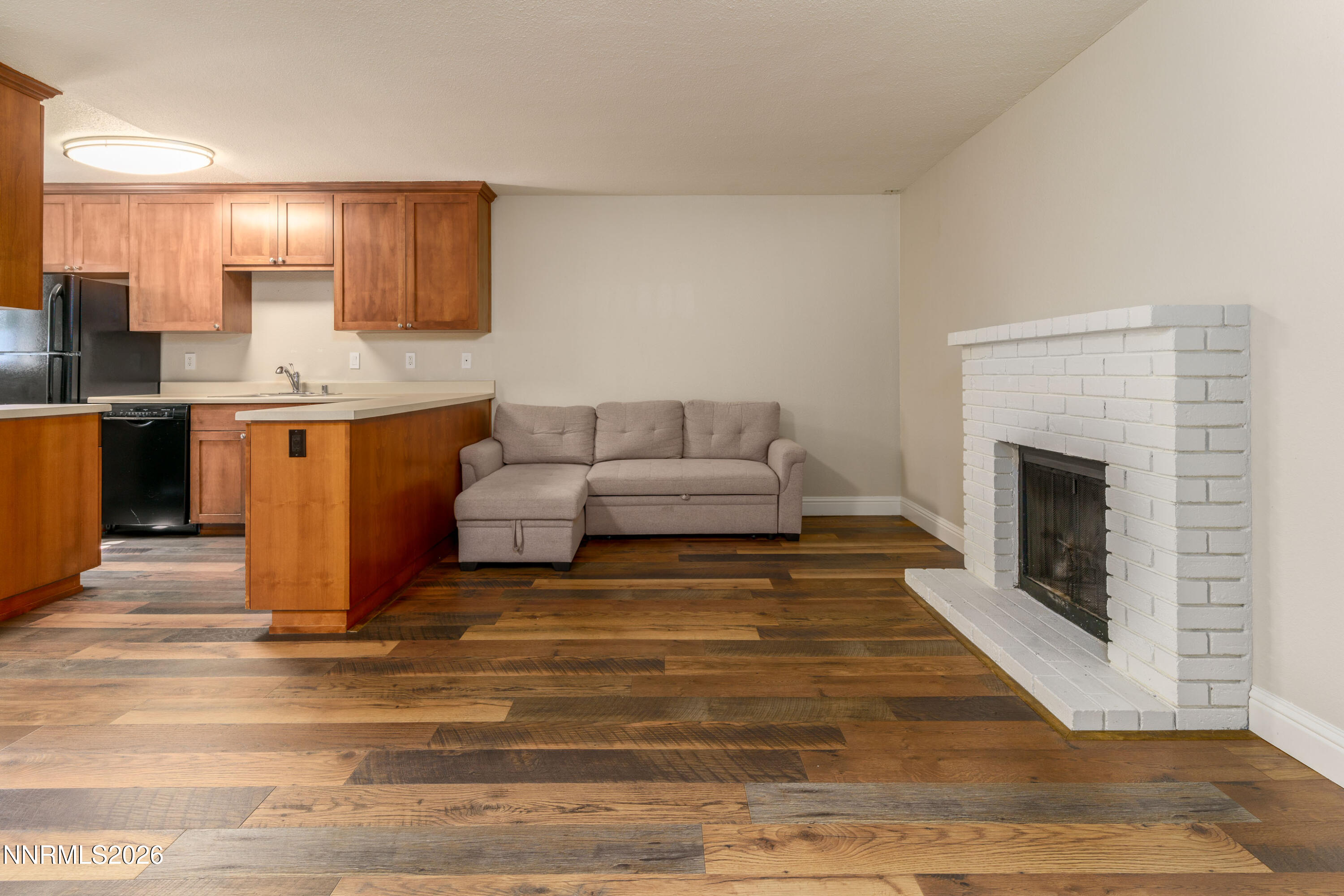 4665 Reggie Road Property Photo 3