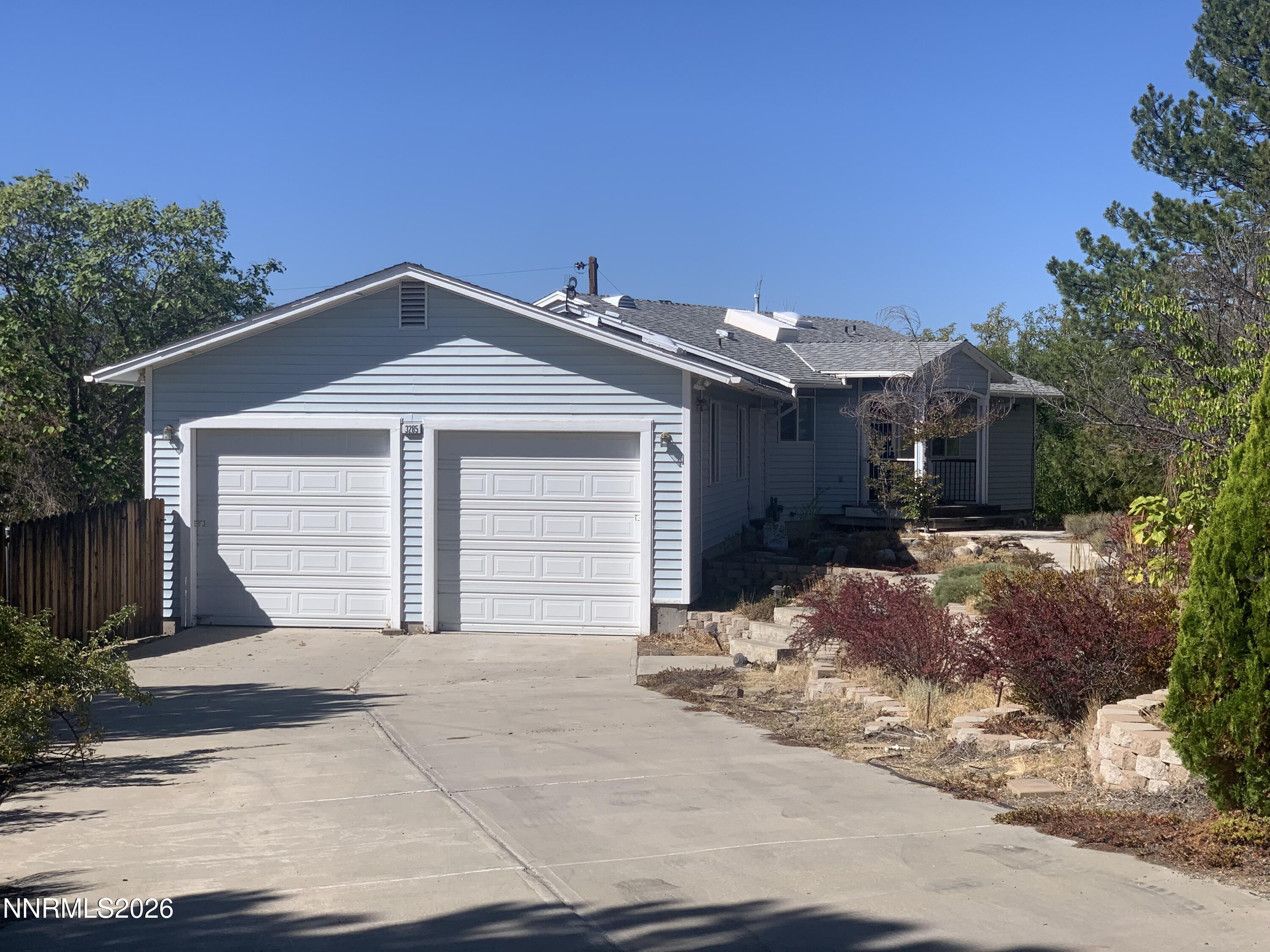 3285 Socrates Drive Property Photo 6