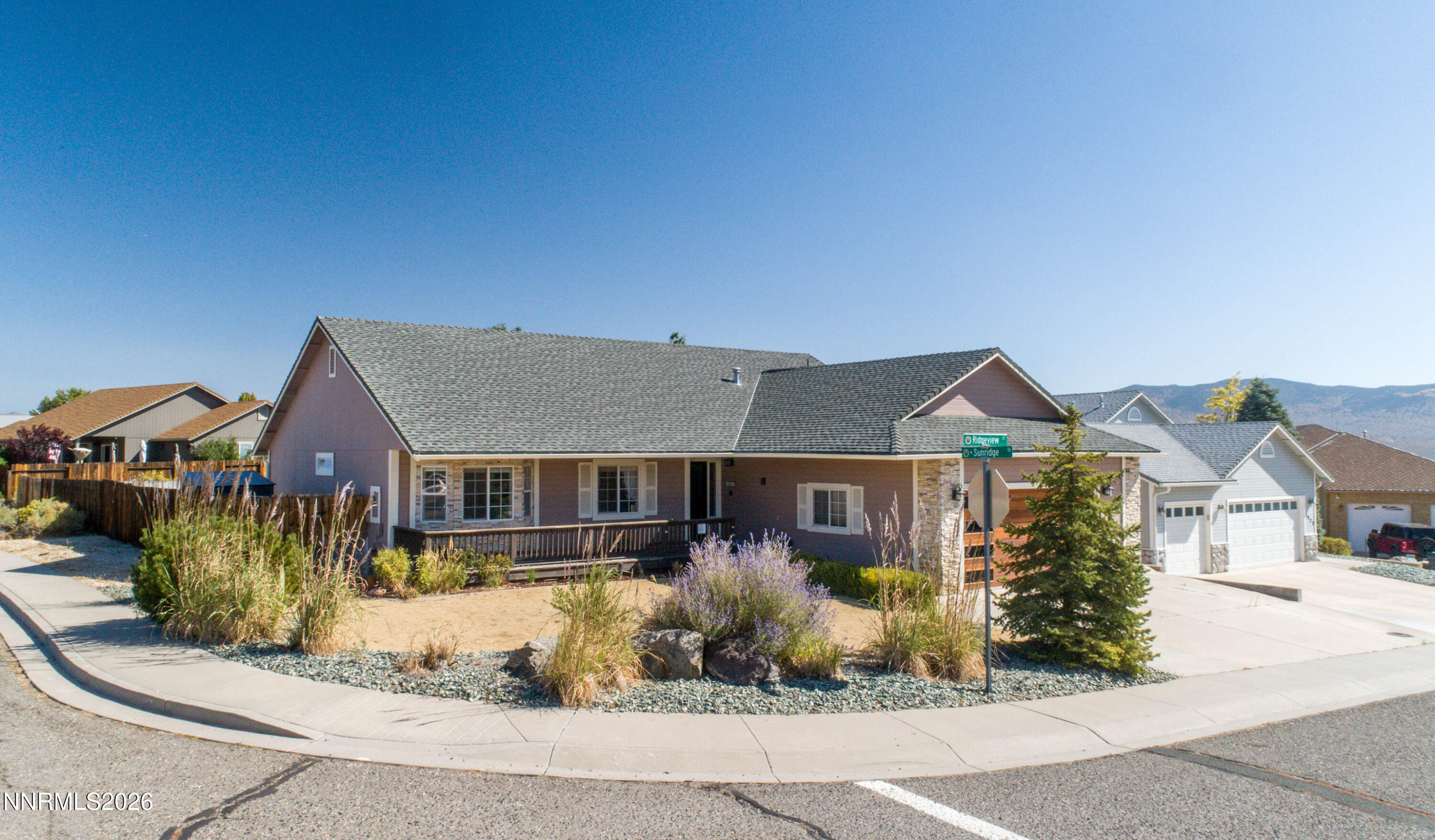 1020 Ridgeview Court Property Photo 4