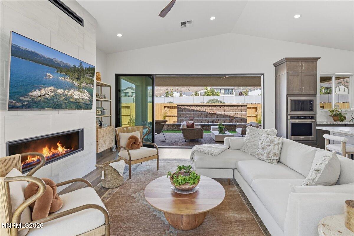14062 Wingspread Lane Property Photo 18