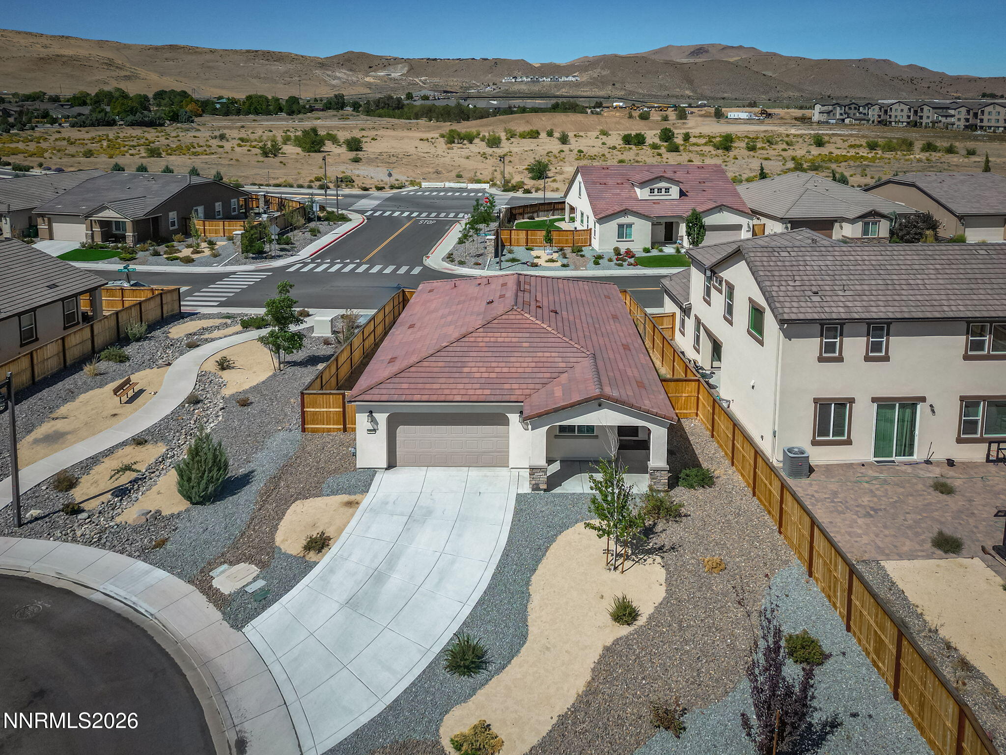 6182 Farm House Court Property Photo 3