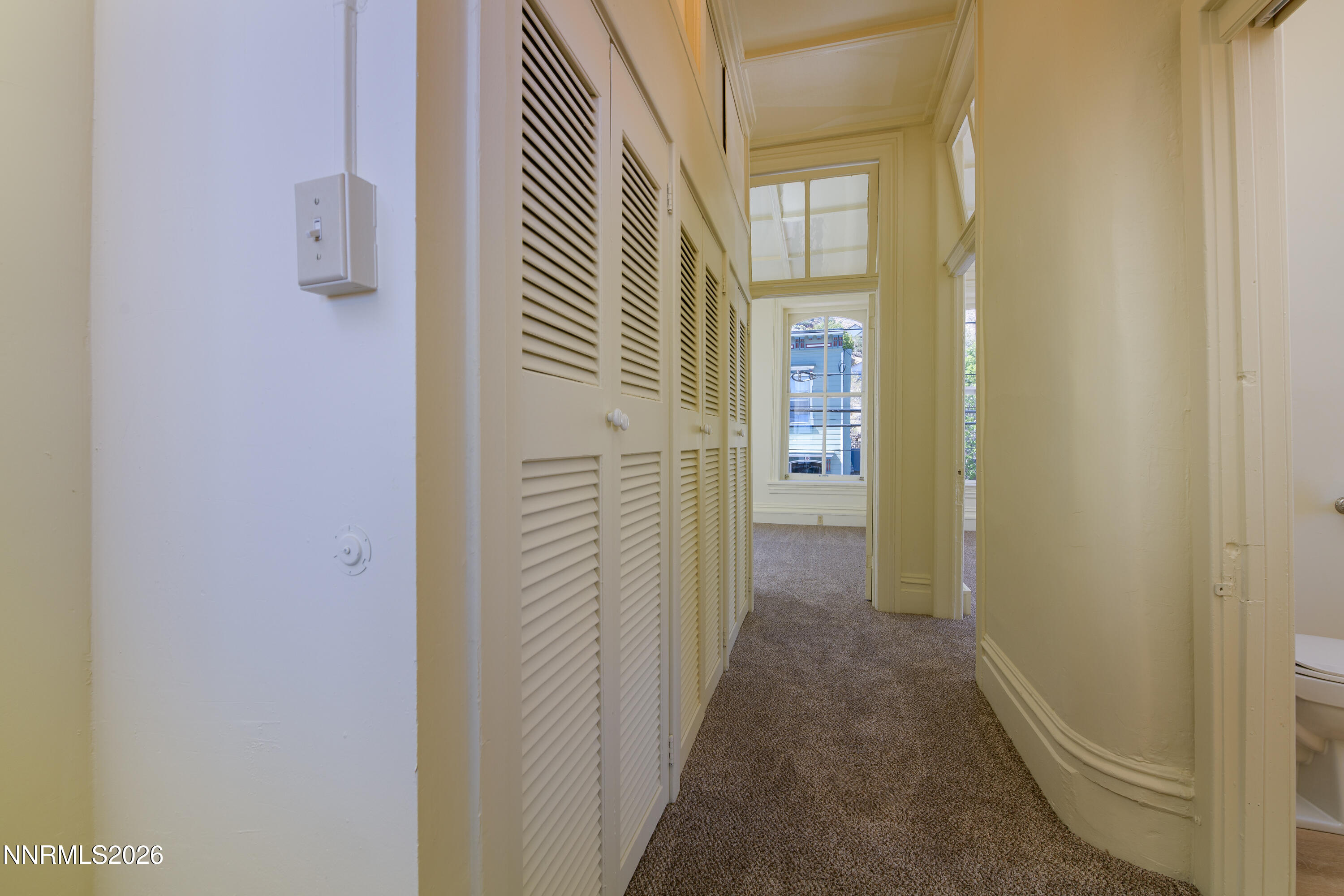 121 S B Street Property Photo 10